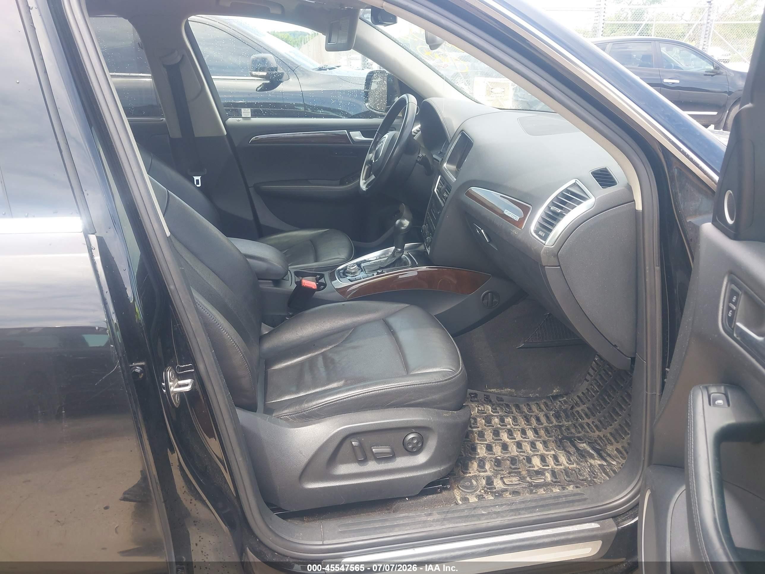 2012 Audi Q5 3.2 Premium Black vin: WA1WKAFP7CA021533