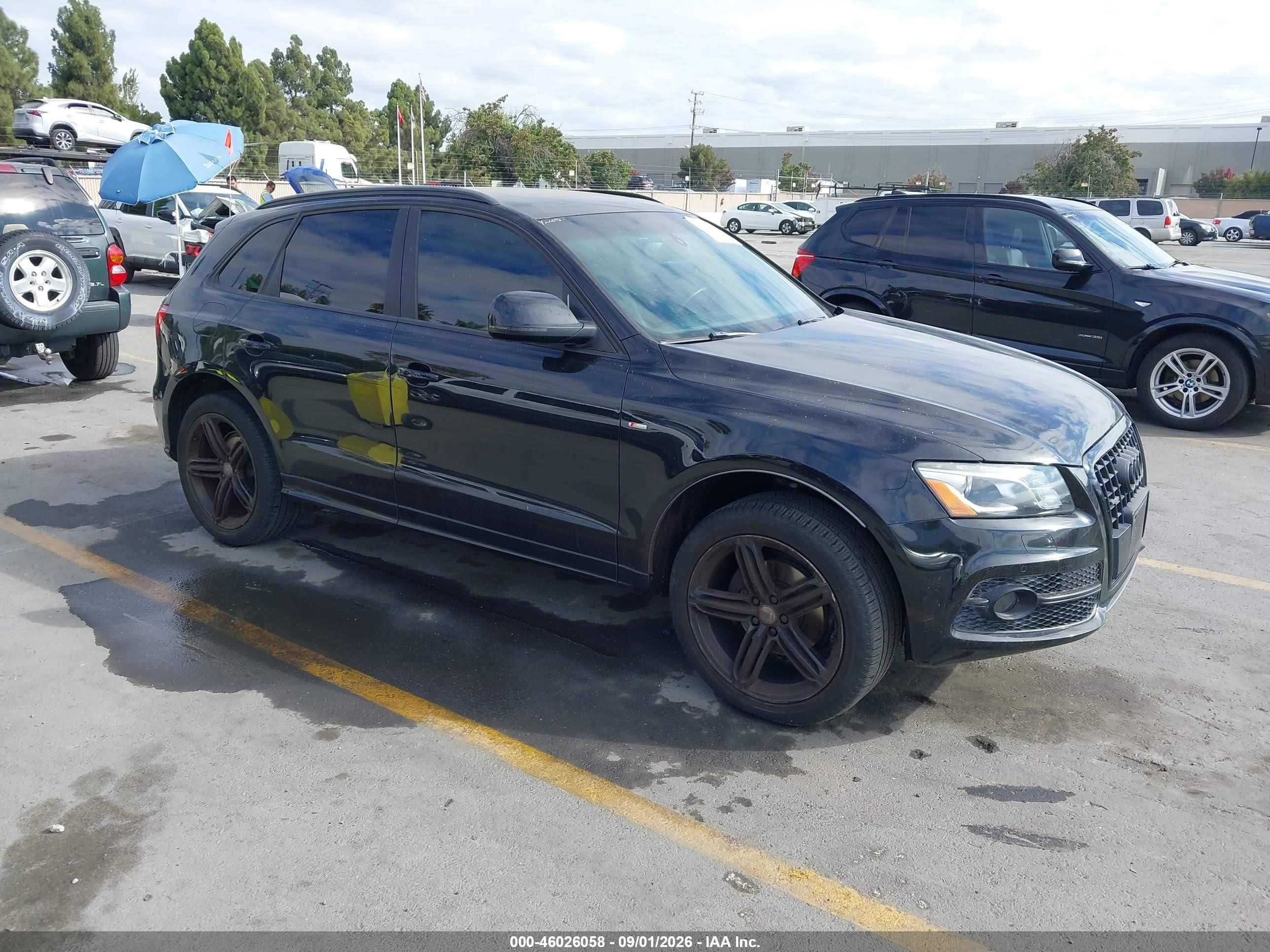 2012 Audi Q5 3.2 Premium Black vin: WA1WKAFP7CA104699