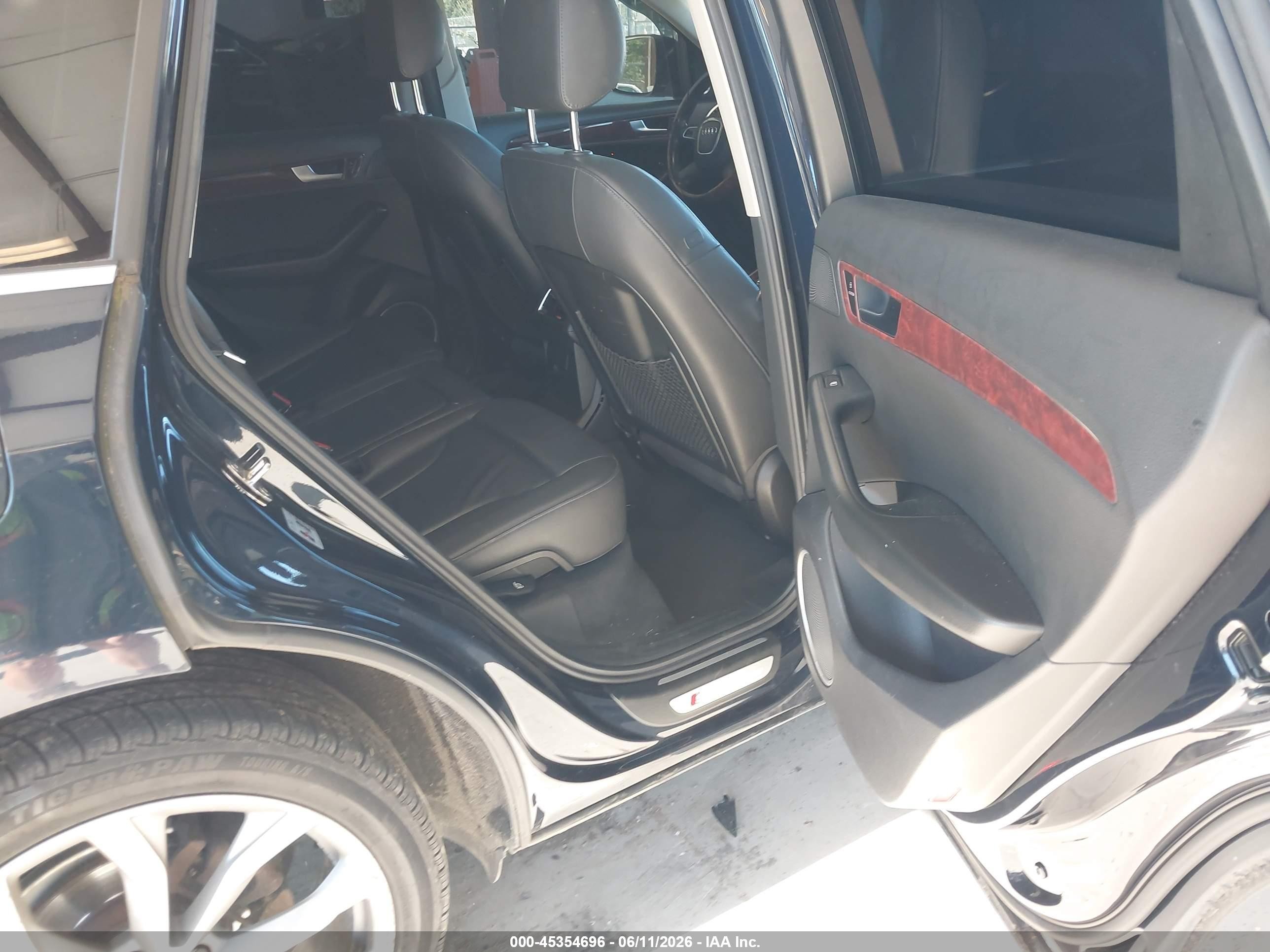 2011 Audi Q5 3.2 Premium Plus Blue vin: WA1WKAFP8BA046052