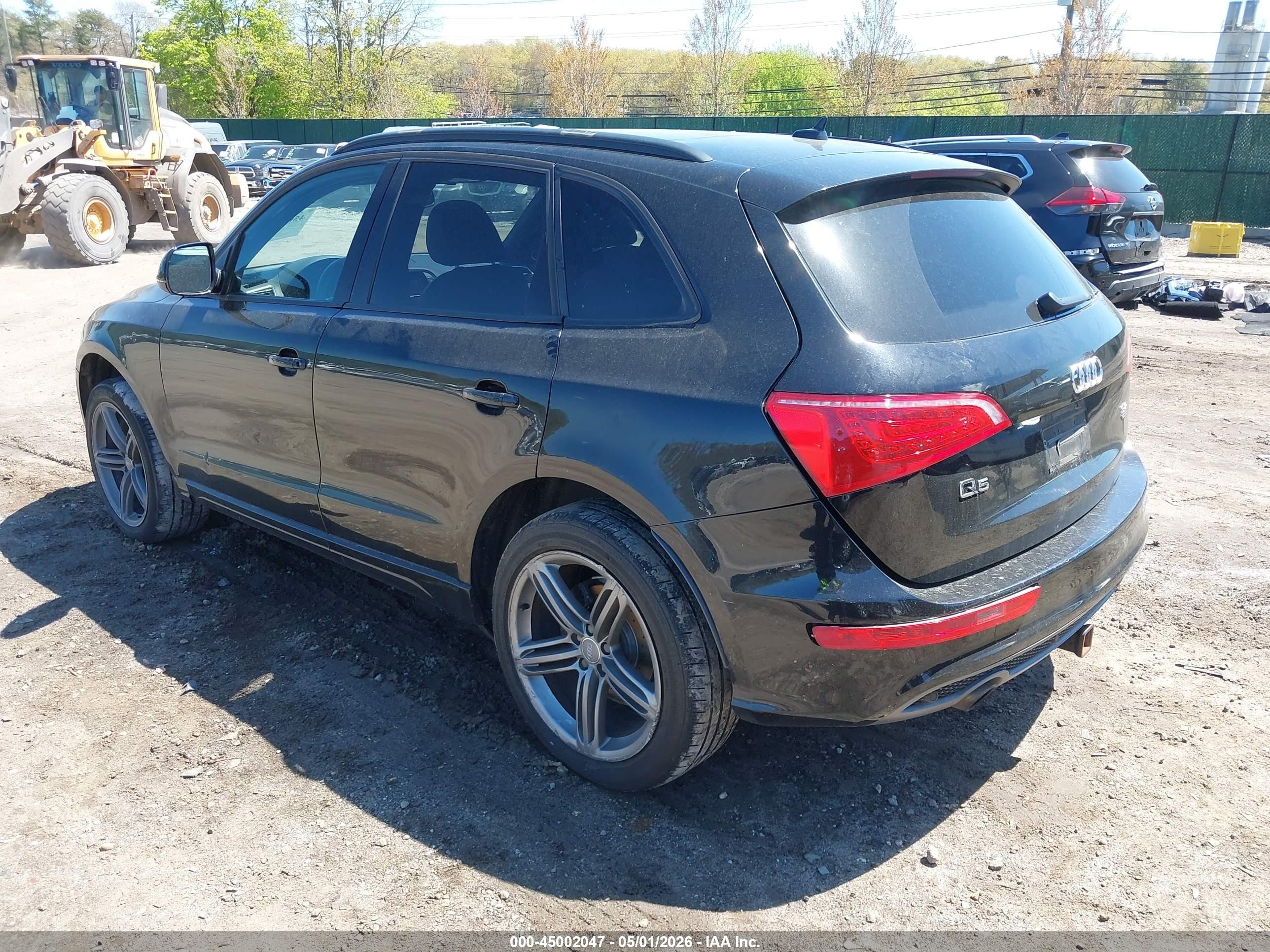 2012 Audi Q5 3.2 Premium Black vin: WA1WKAFP8CA059966