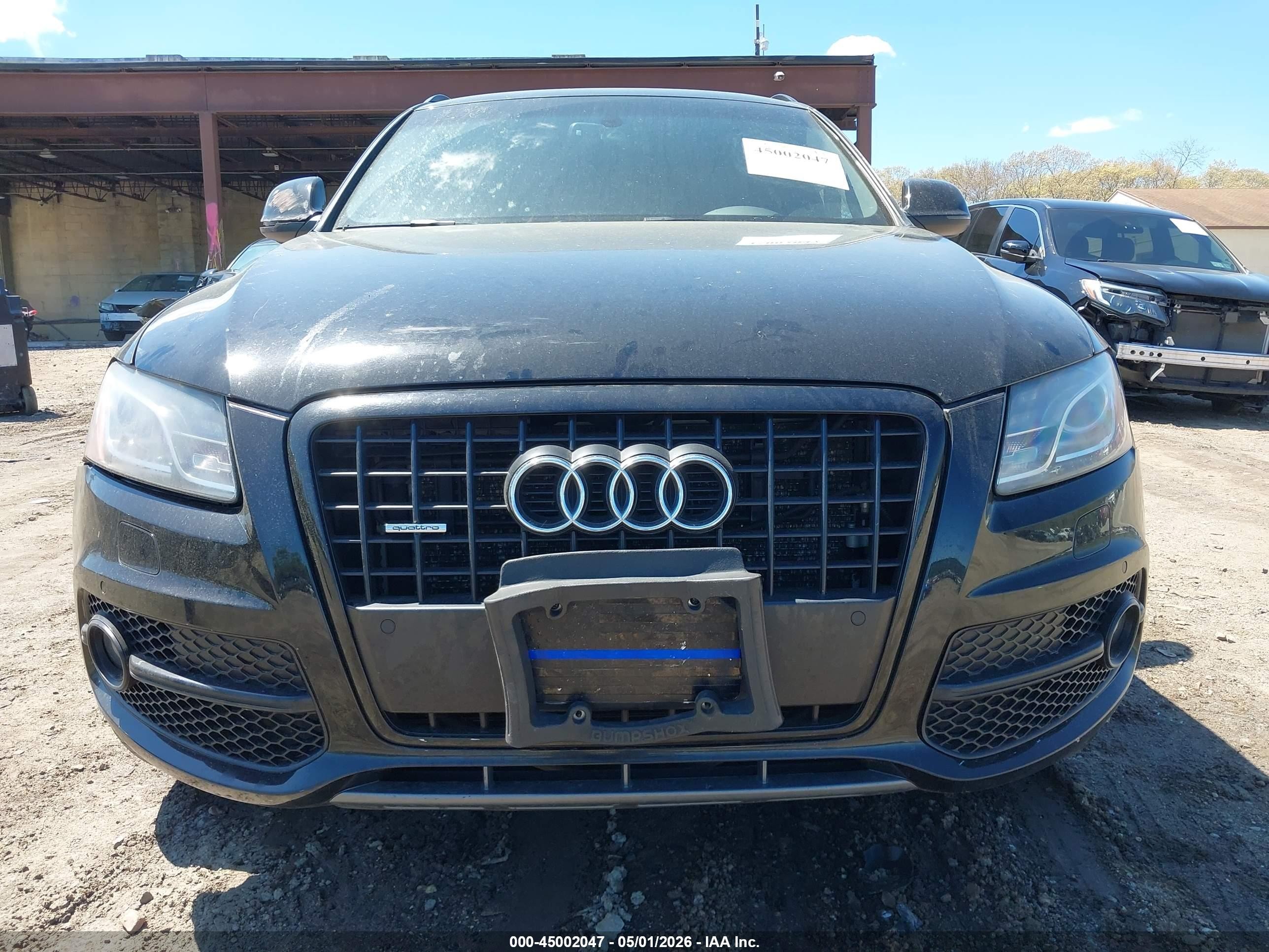 2012 Audi Q5 3.2 Premium Black vin: WA1WKAFP8CA059966