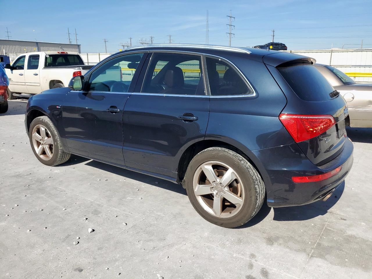 2012 Audi Q5 Prestige Charcoal vin: WA1WKAFP9CA022182
