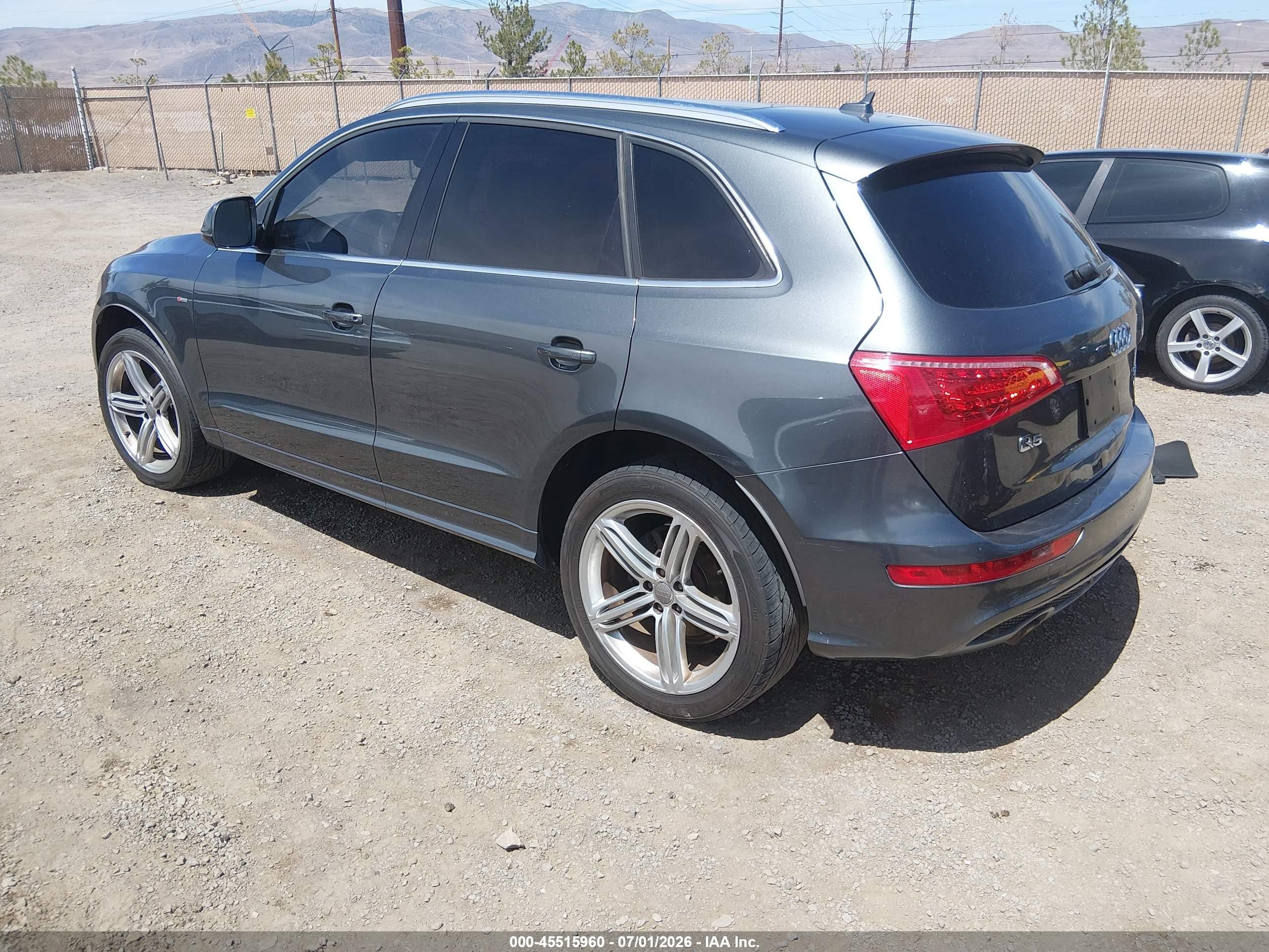 2012 Audi Q5 3.2 Premium Gray vin: WA1WKAFP9CA139406