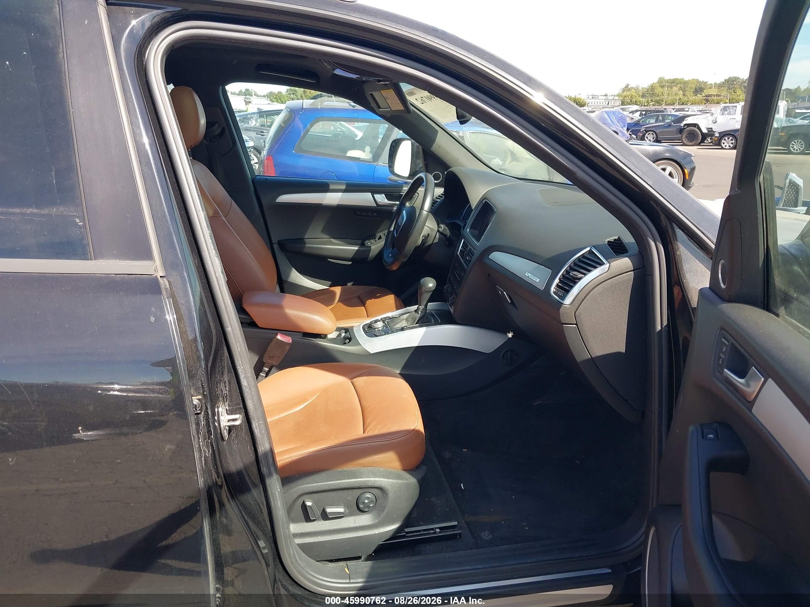 2012 Audi Q5 3.2 Premium Black vin: WA1WKBFP3CA134448