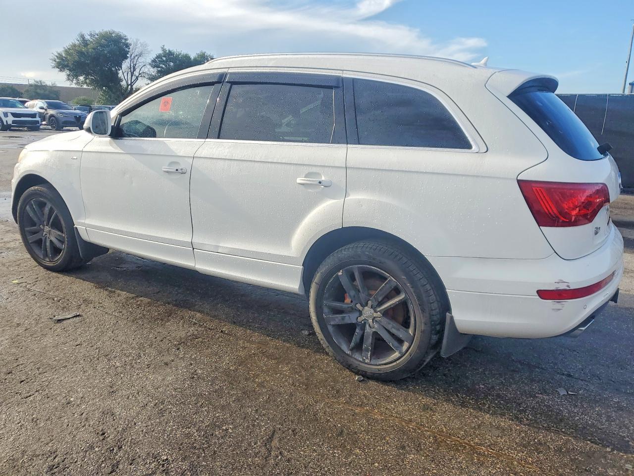 2011 Audi Q7 Prestige White vin: WA1WMAFE2BD003561