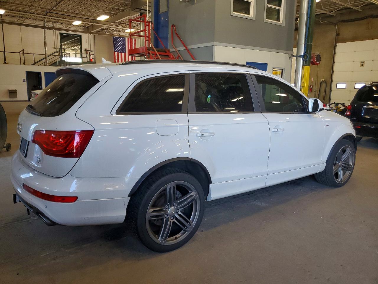 2012 Audi Q7 White vin: WA1WMAFE2CD005487
