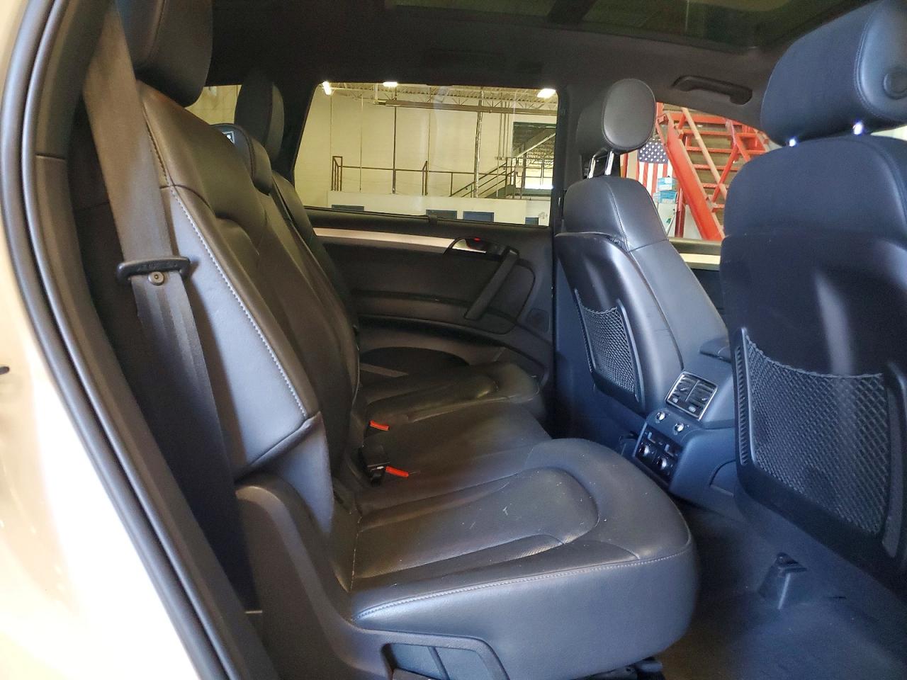 2012 Audi Q7 White vin: WA1WMAFE2CD005487
