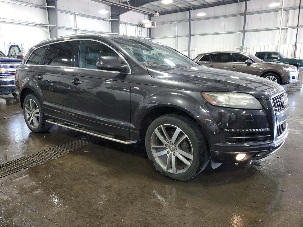 2011 Audi Q7 Charcoal vin: WA1WMAFE4BD002184