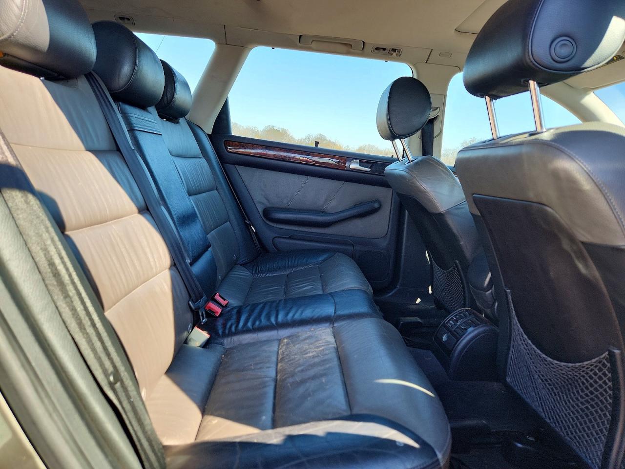 2005 Audi Allroad Gray vin: WA1YD64B45N006121