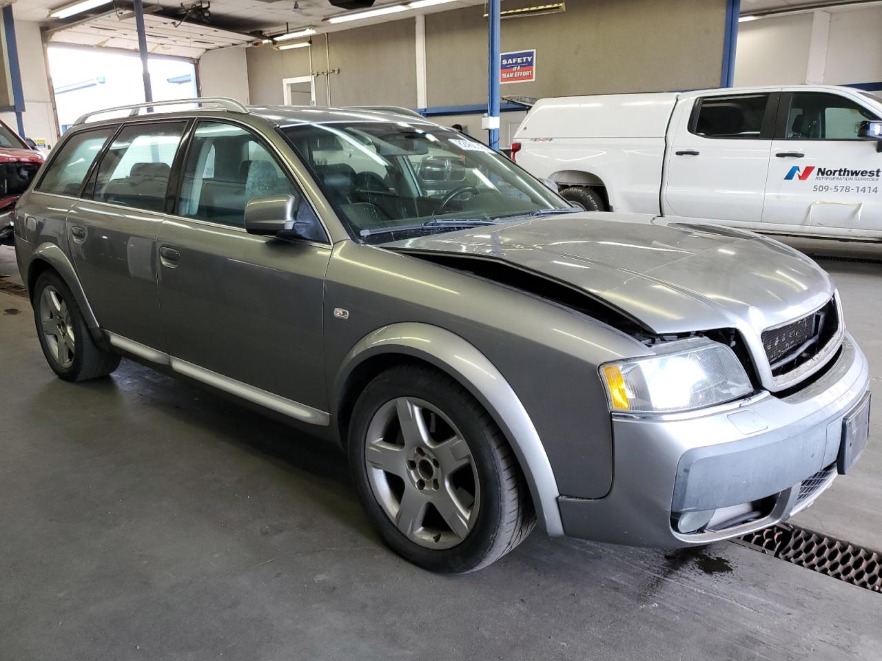 2005 Audi Allroad Silver vin: WA1YD64B95N026431
