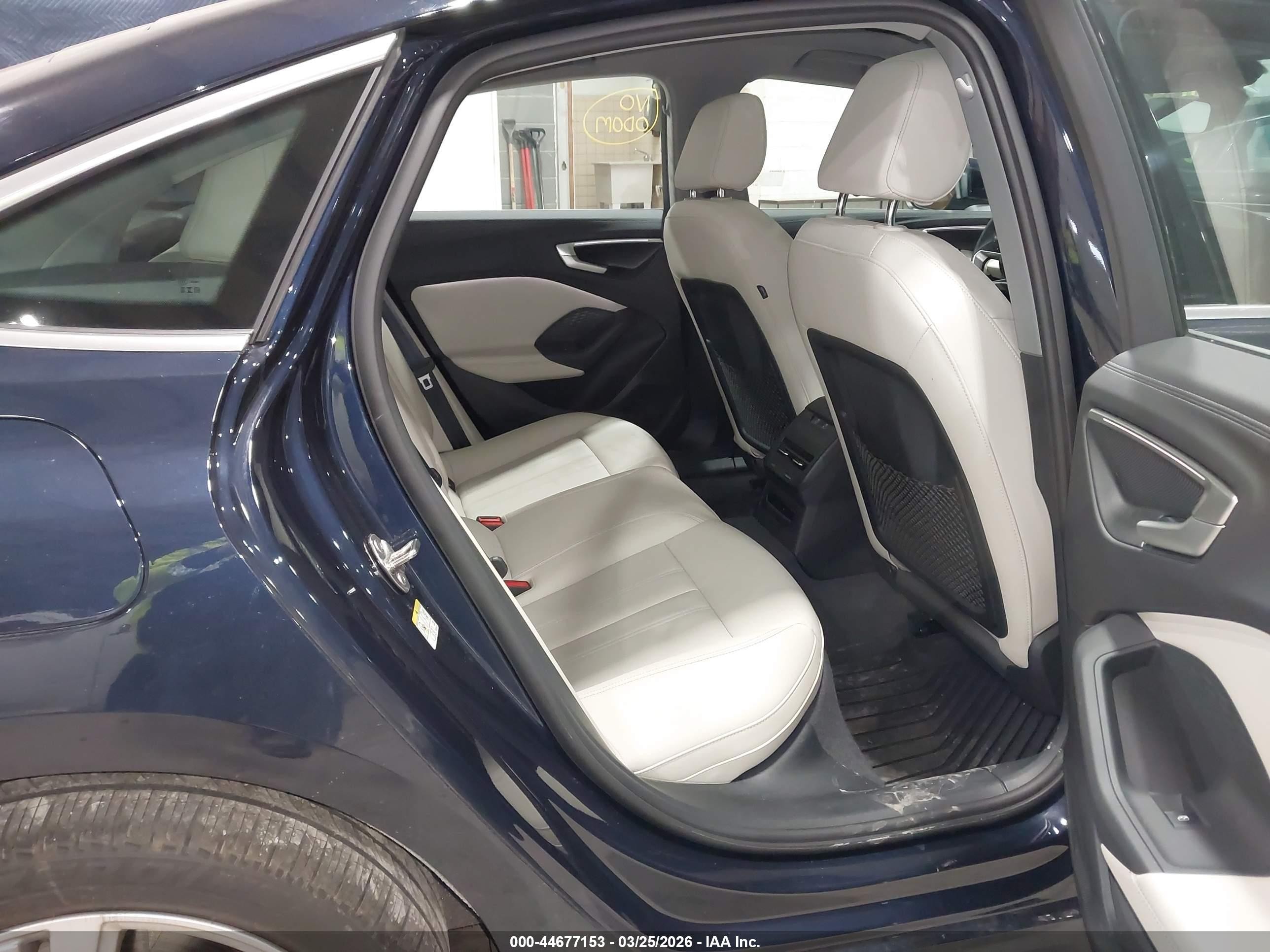 2025 Audi All-new A5 Premium Tfsi Quattro S Tronic Blue vin: WAU1BCFU4SN046024