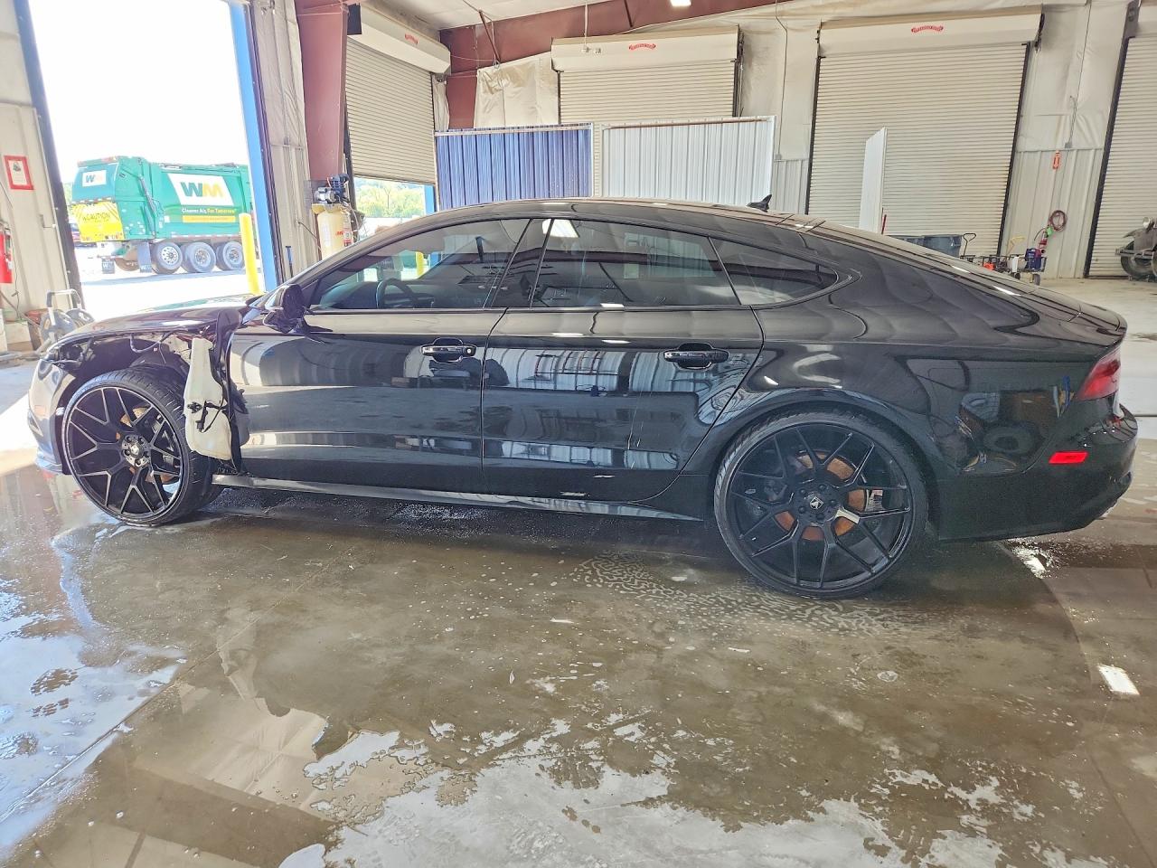 2017 Audi A7 Prestige Black vin: WAU22BFC0HN084090
