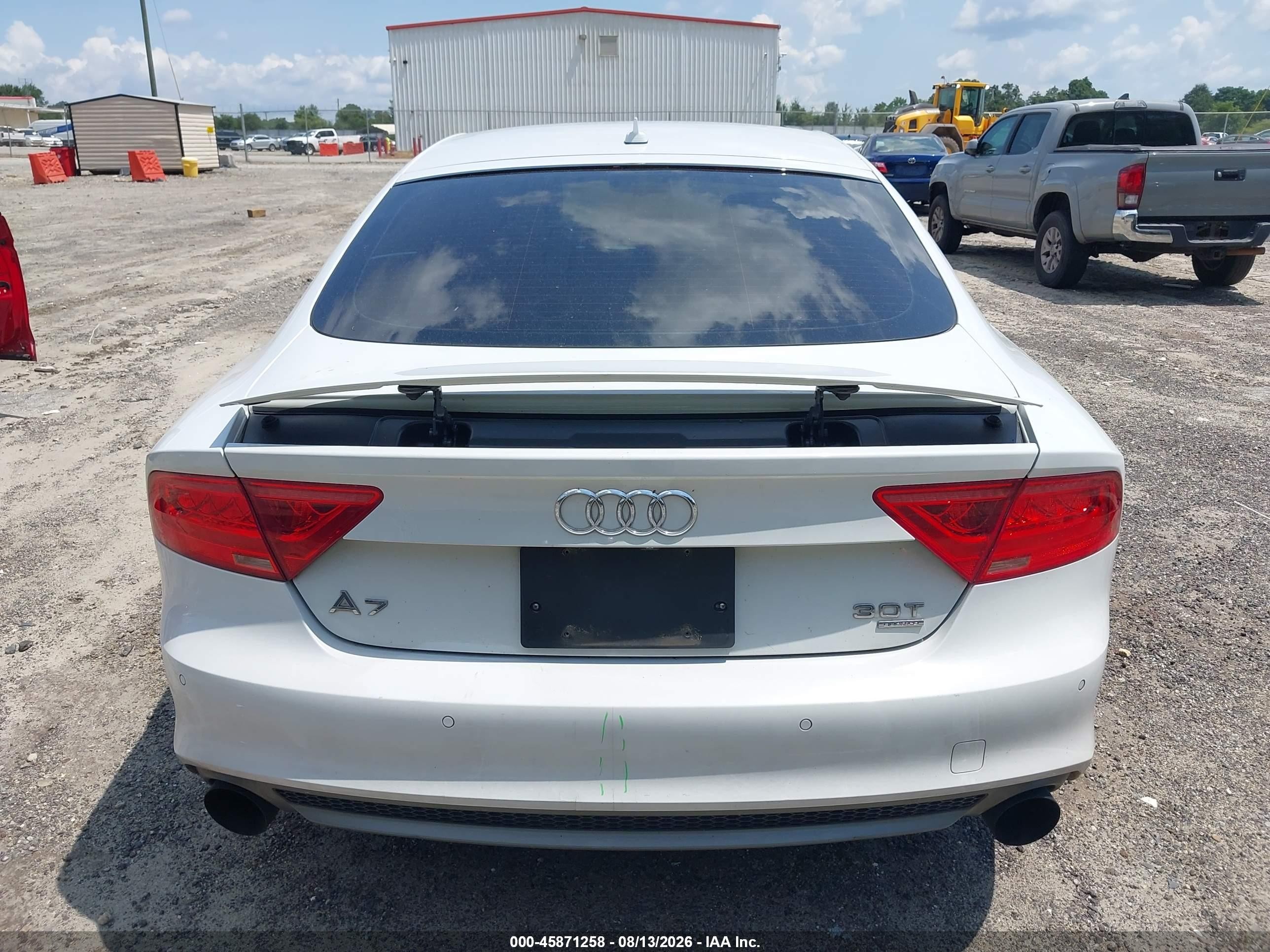 2014 Audi A7 3.0t Premium Plus White vin: WAU2GAFC0EN029128