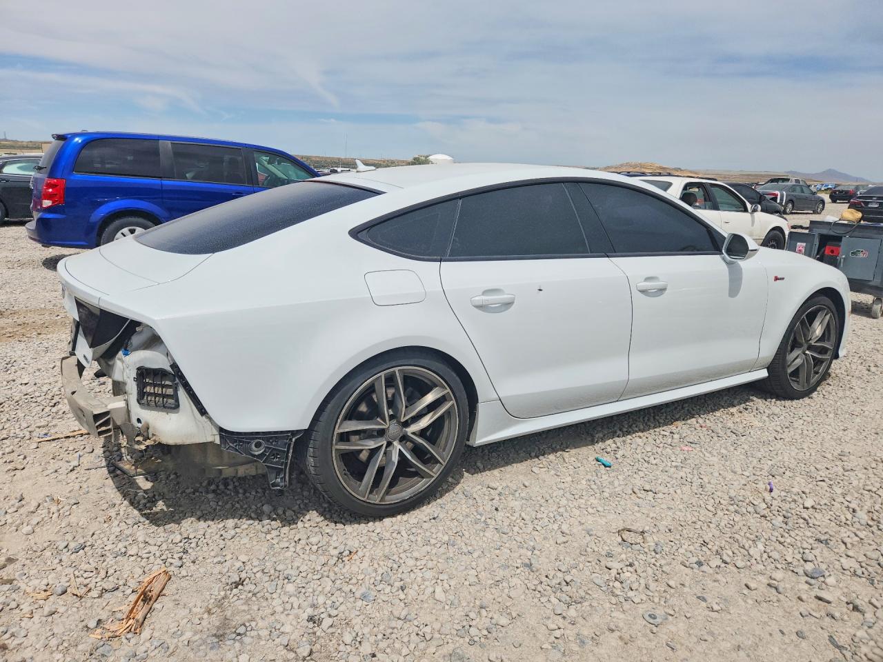 2016 Audi A7 Prestige White vin: WAU2GAFC0GN014843