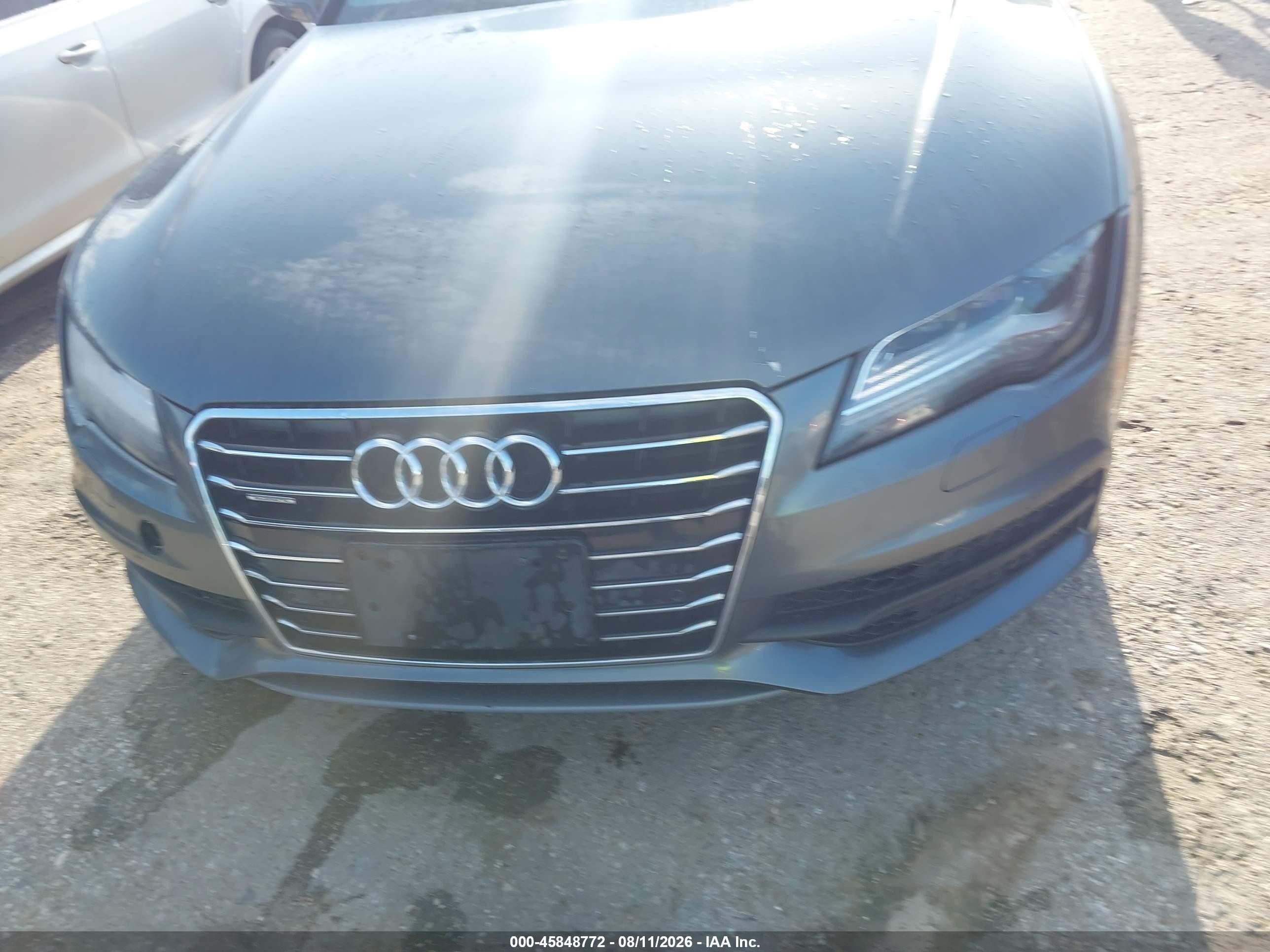 2012 Audi A7 3.0 Prestige Gray vin: WAU2GAFC1CN085821