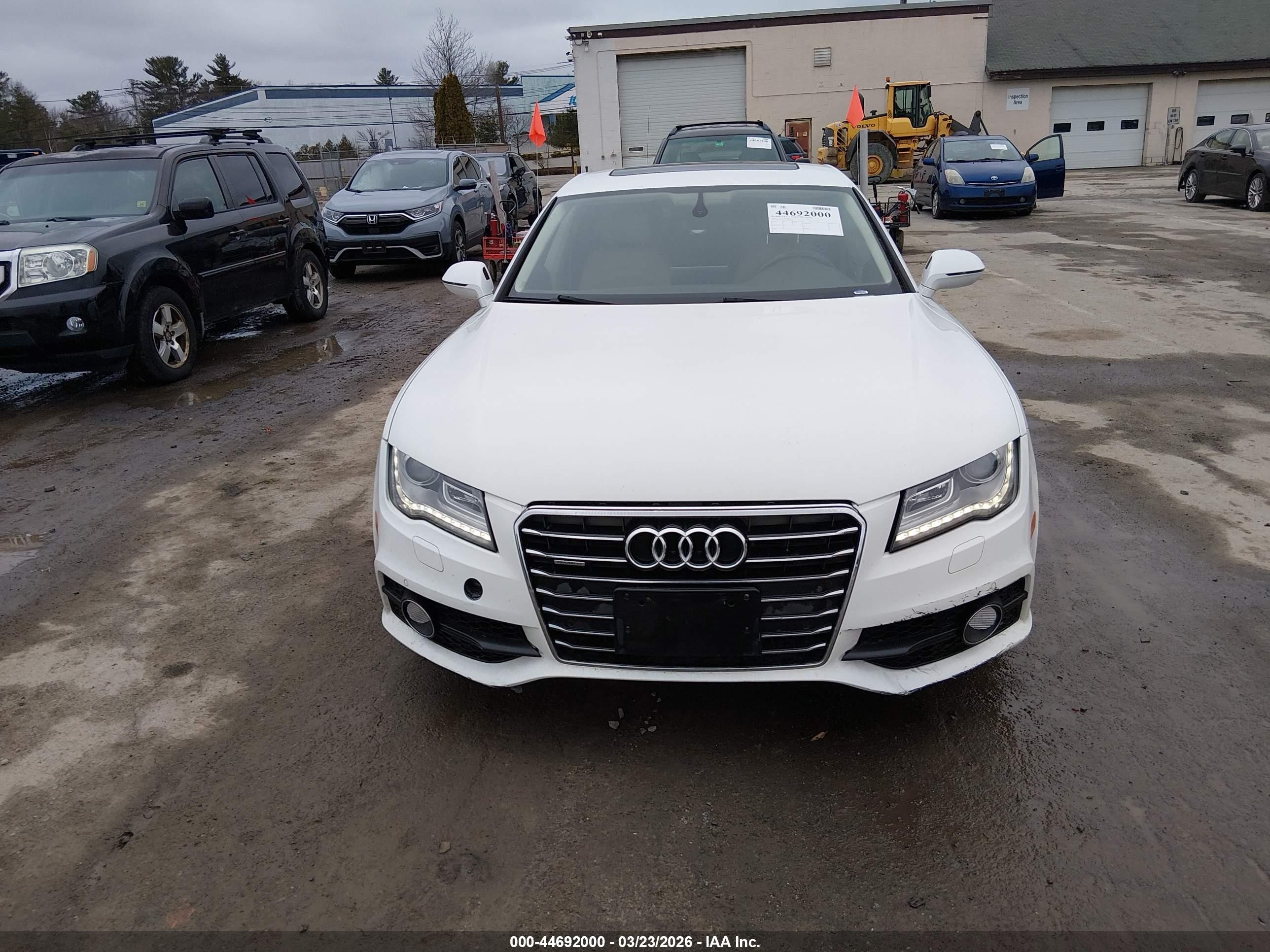 2014 Audi A7 3.0t Premium Plus White vin: WAU2GAFC1EN146328