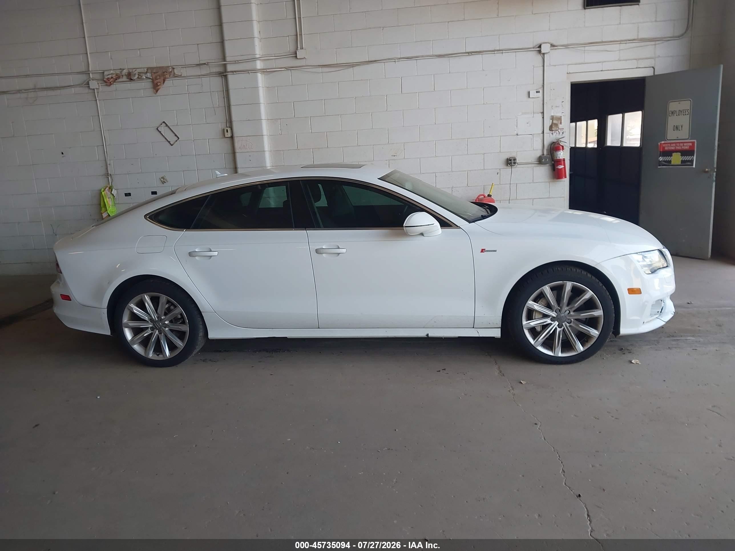 2012 Audi A7 3.0 Prestige White vin: WAU2GAFC2CN082121