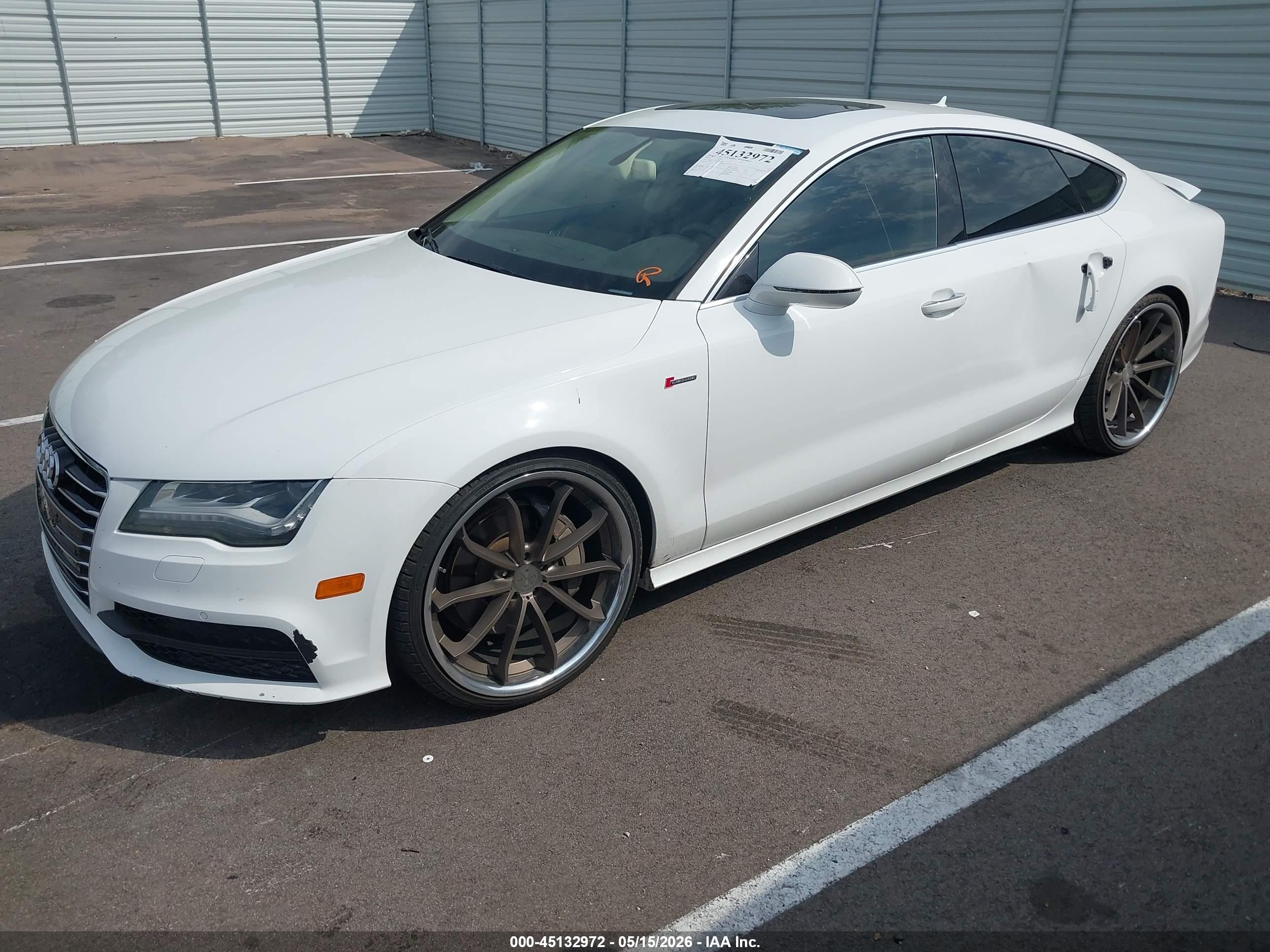 2013 Audi A7 3.0t Premium White vin: WAU2GAFC2DN010918