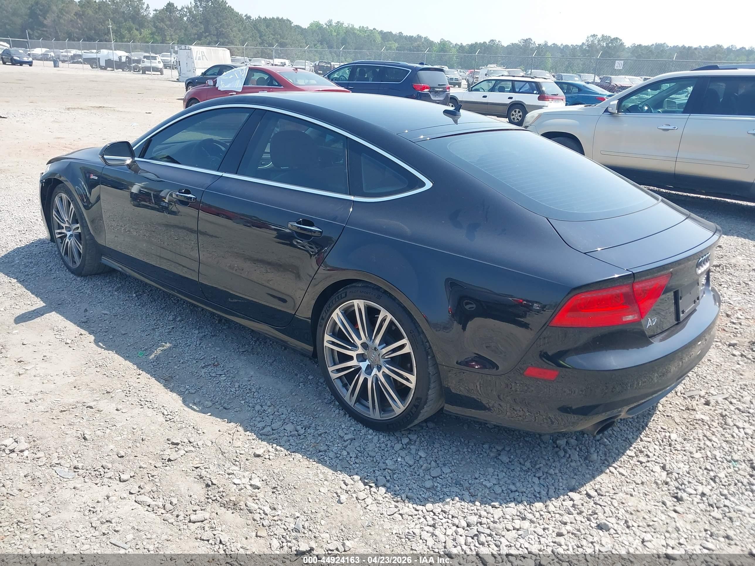 2013 Audi A7 3.0t Premium Black vin: WAU2GAFC2DN082590