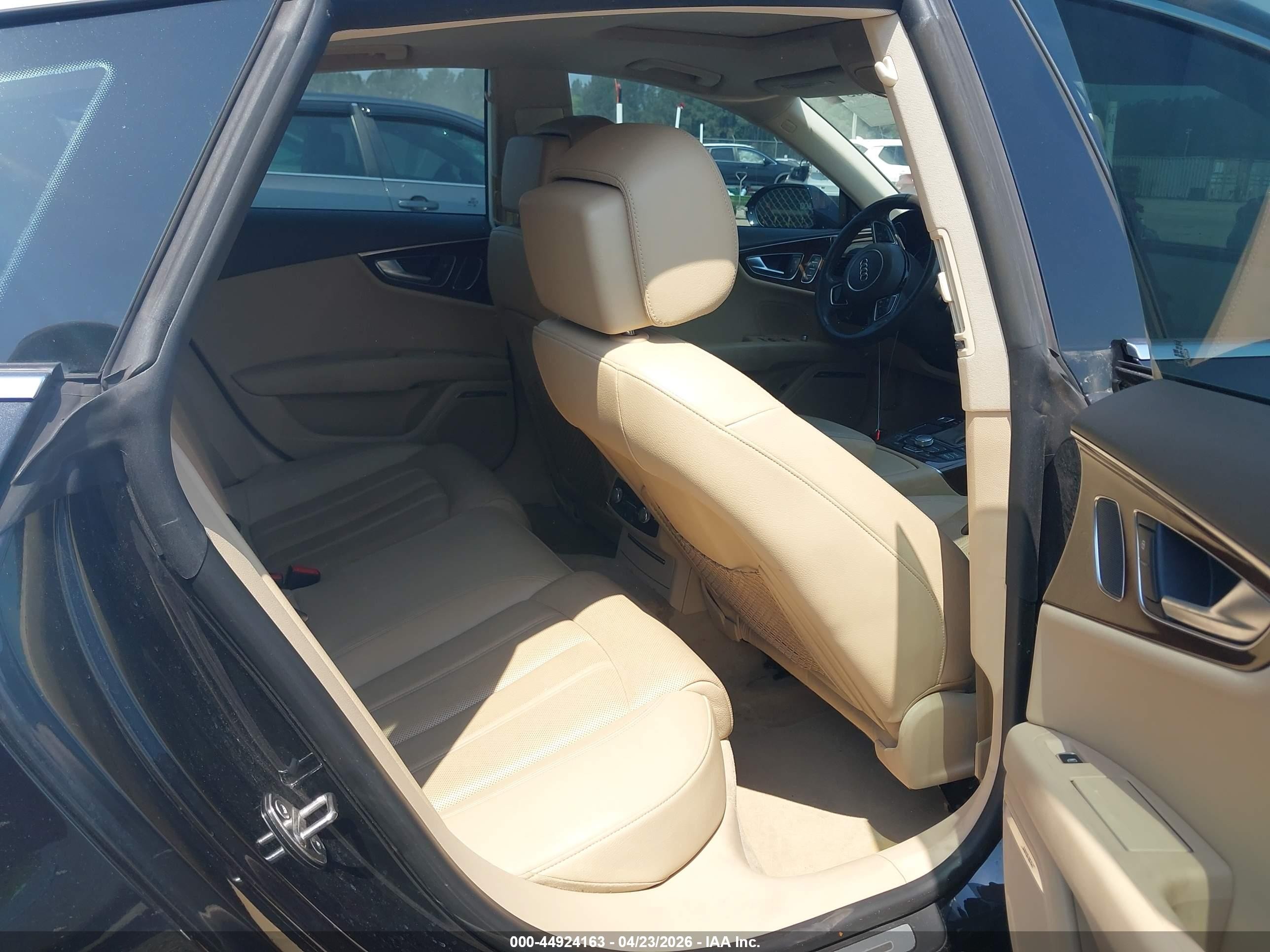 2013 Audi A7 3.0t Premium Black vin: WAU2GAFC2DN082590
