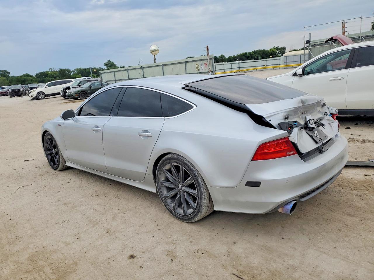 2012 Audi A7 Prestige Серебряный vin: WAU2GAFC3CN139796