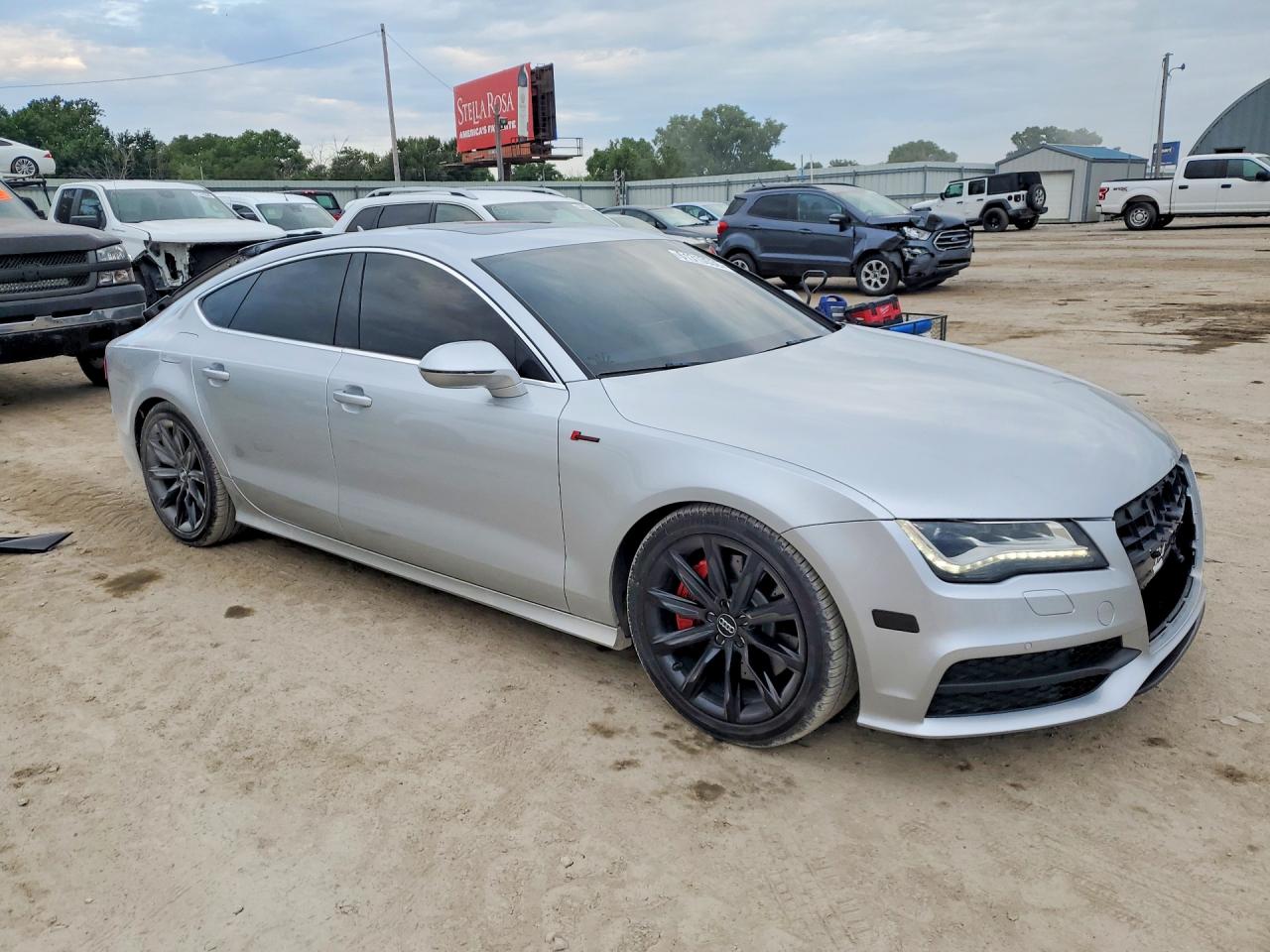 2012 Audi A7 Prestige Серебряный vin: WAU2GAFC3CN139796
