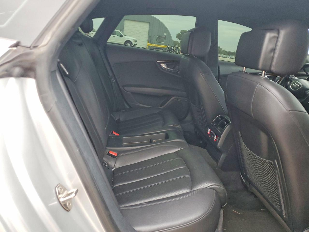 2012 Audi A7 Prestige Серебряный vin: WAU2GAFC3CN139796