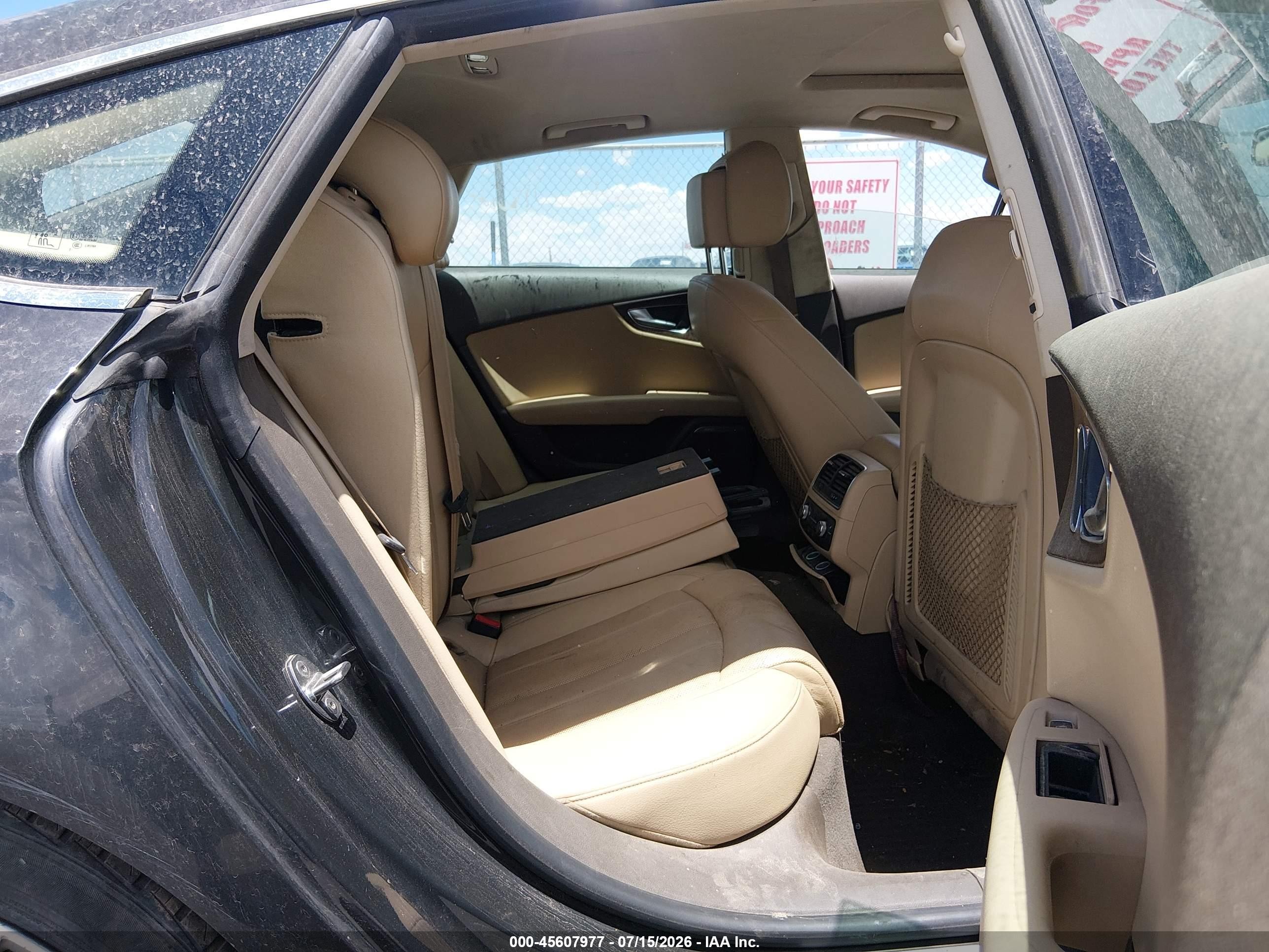 2013 Audi A7 3.0t Premium Black vin: WAU2GAFC3DN126385