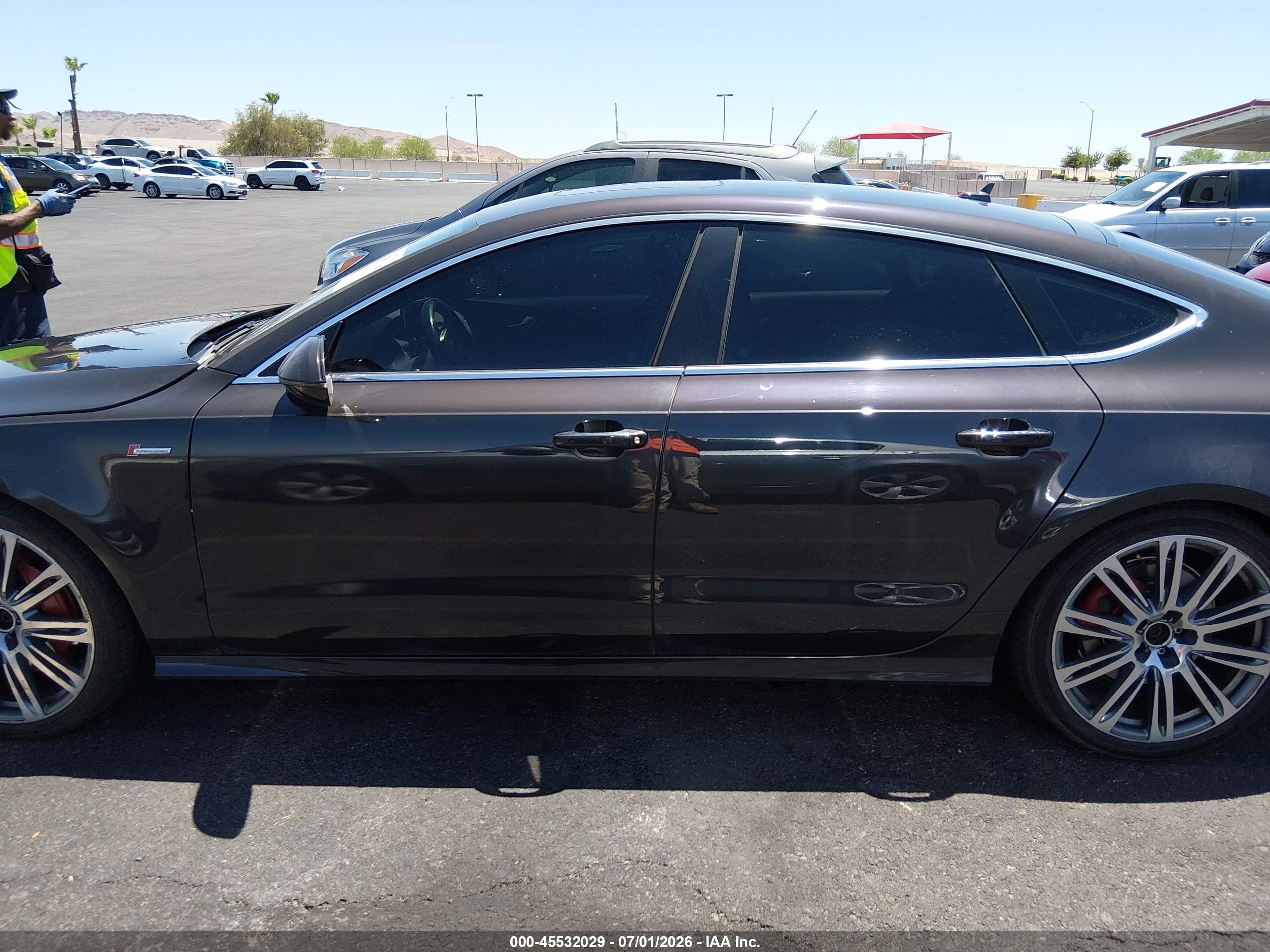 2013 Audi A7 3.0t Premium Brown vin: WAU2GAFC4DN015201