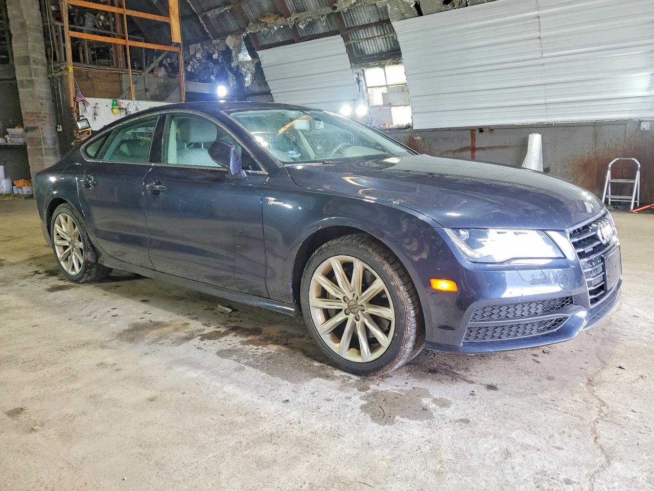2013 Audi A7 Prestige Blue vin: WAU2GAFC4DN028062