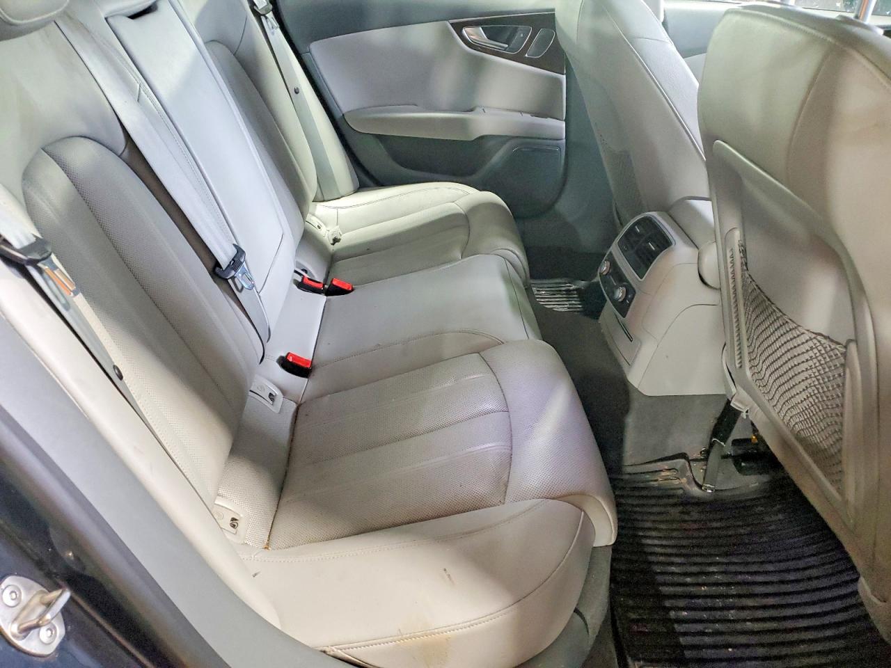 2013 Audi A7 Prestige Blue vin: WAU2GAFC4DN028062
