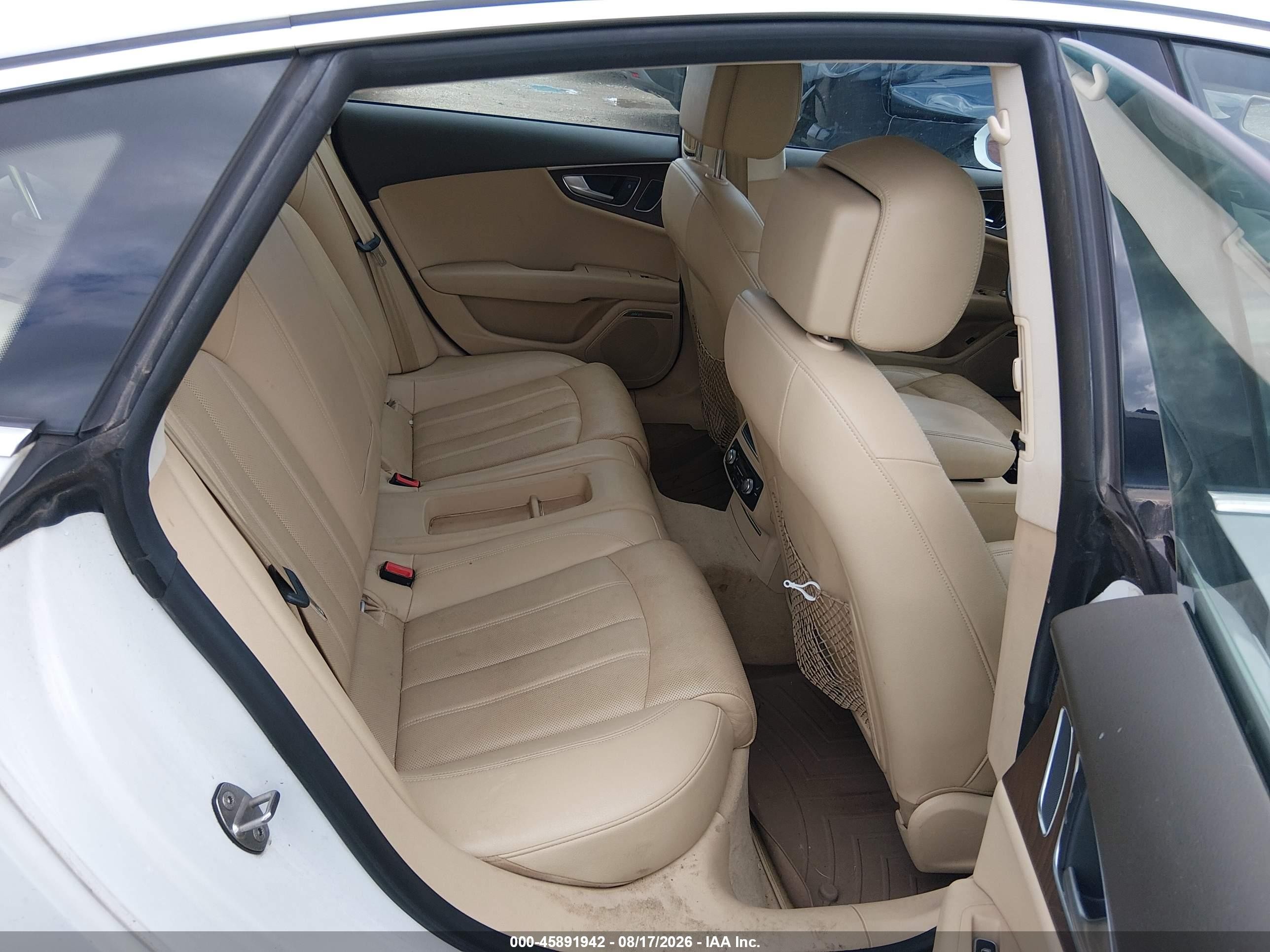2013 Audi A7 3.0t Premium White vin: WAU2GAFC4DN059487