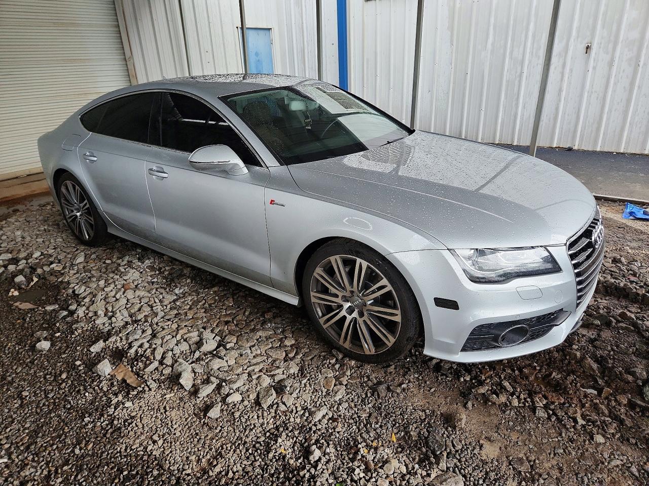 2013 Audi A7 Prestige Silver vin: WAU2GAFC4DN152283