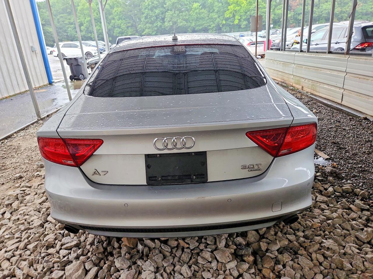 2013 Audi A7 Prestige Silver vin: WAU2GAFC4DN152283