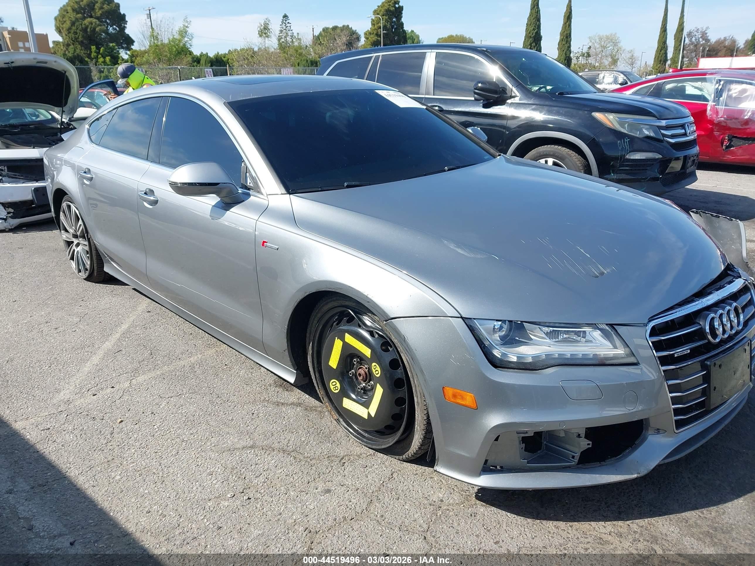 2014 Audi A7 3.0t Premium Plus Silver vin: WAU2GAFC4EN070152