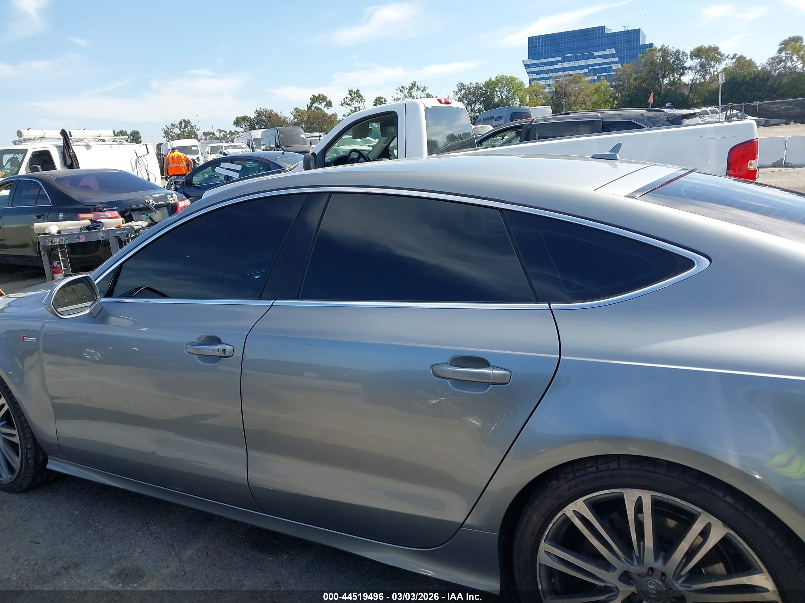 2014 Audi A7 3.0t Premium Plus Silver vin: WAU2GAFC4EN070152