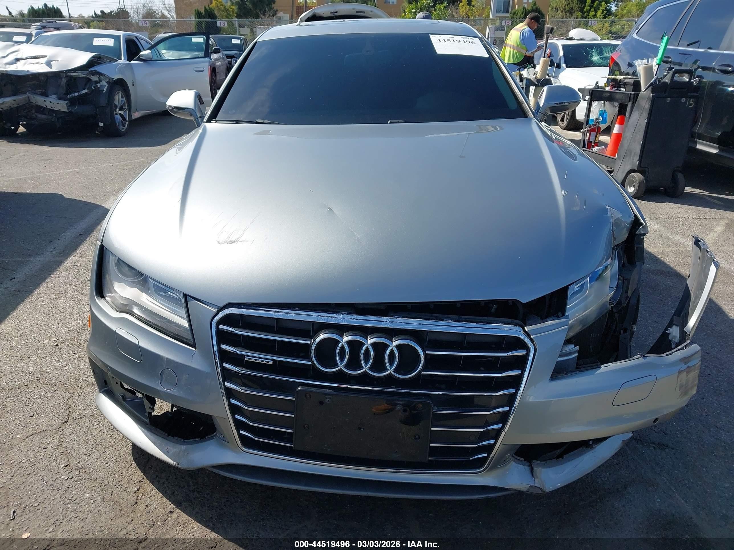 2014 Audi A7 3.0t Premium Plus Silver vin: WAU2GAFC4EN070152