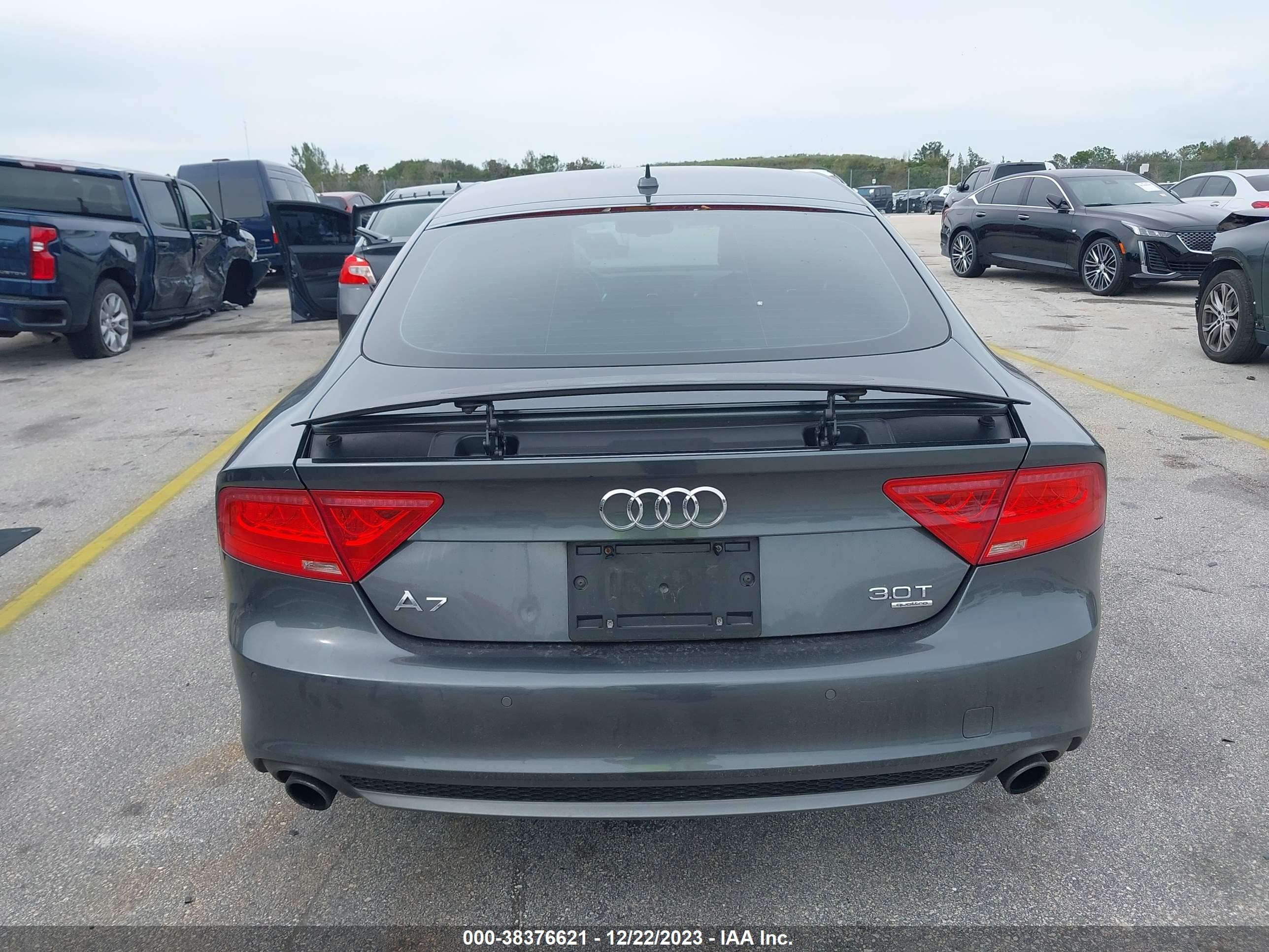 2015 Audi A7 3.0t Premium Plus Gold vin: WAU2GAFC4FN062571