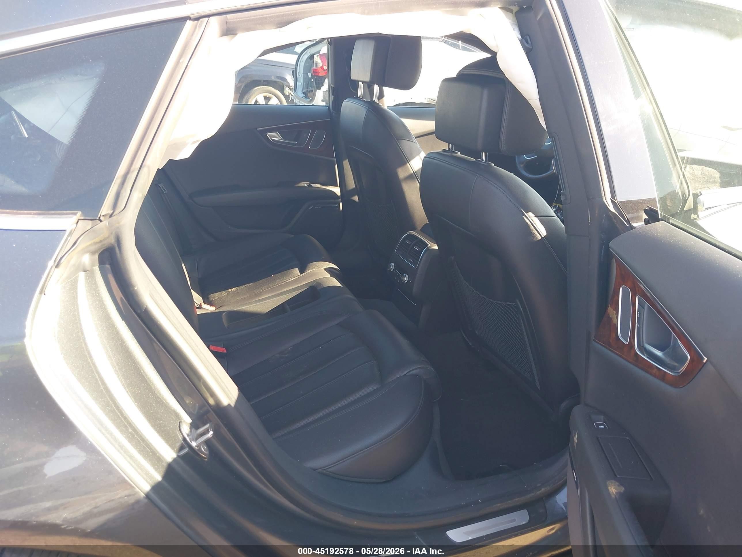 2012 Audi A7 Premium Gray vin: WAU2GAFC5CN113605
