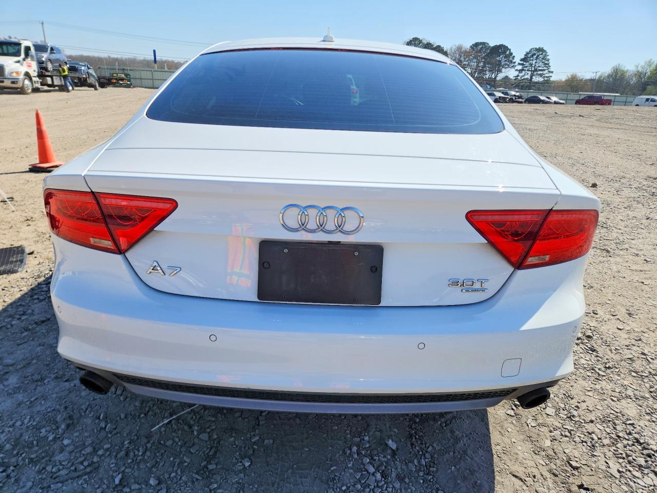 2014 Audi A7 Prestige White vin: WAU2GAFC5EN066711