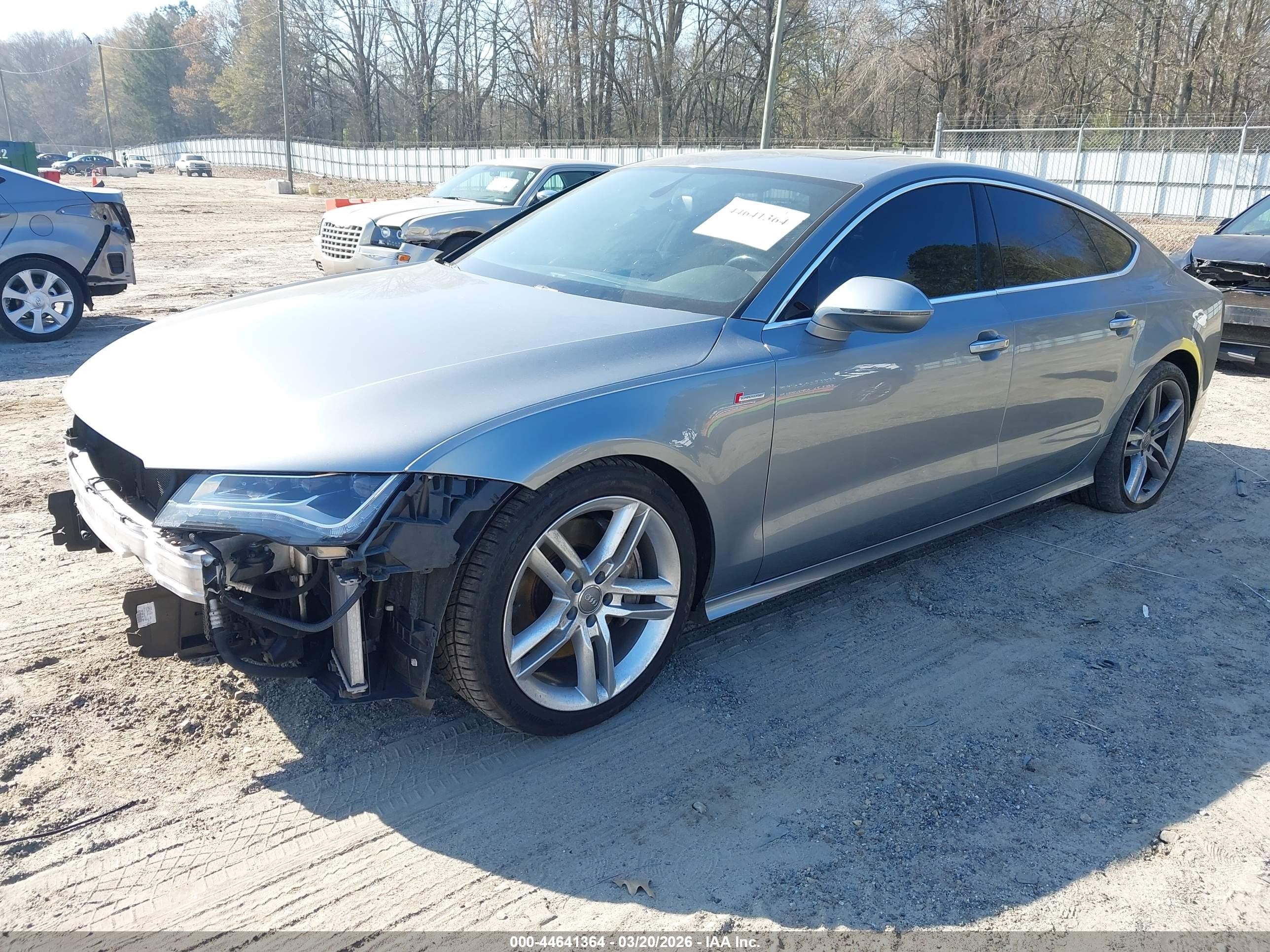 2013 Audi A7 3.0t Premium Серебряный vin: WAU2GAFC6DN112304