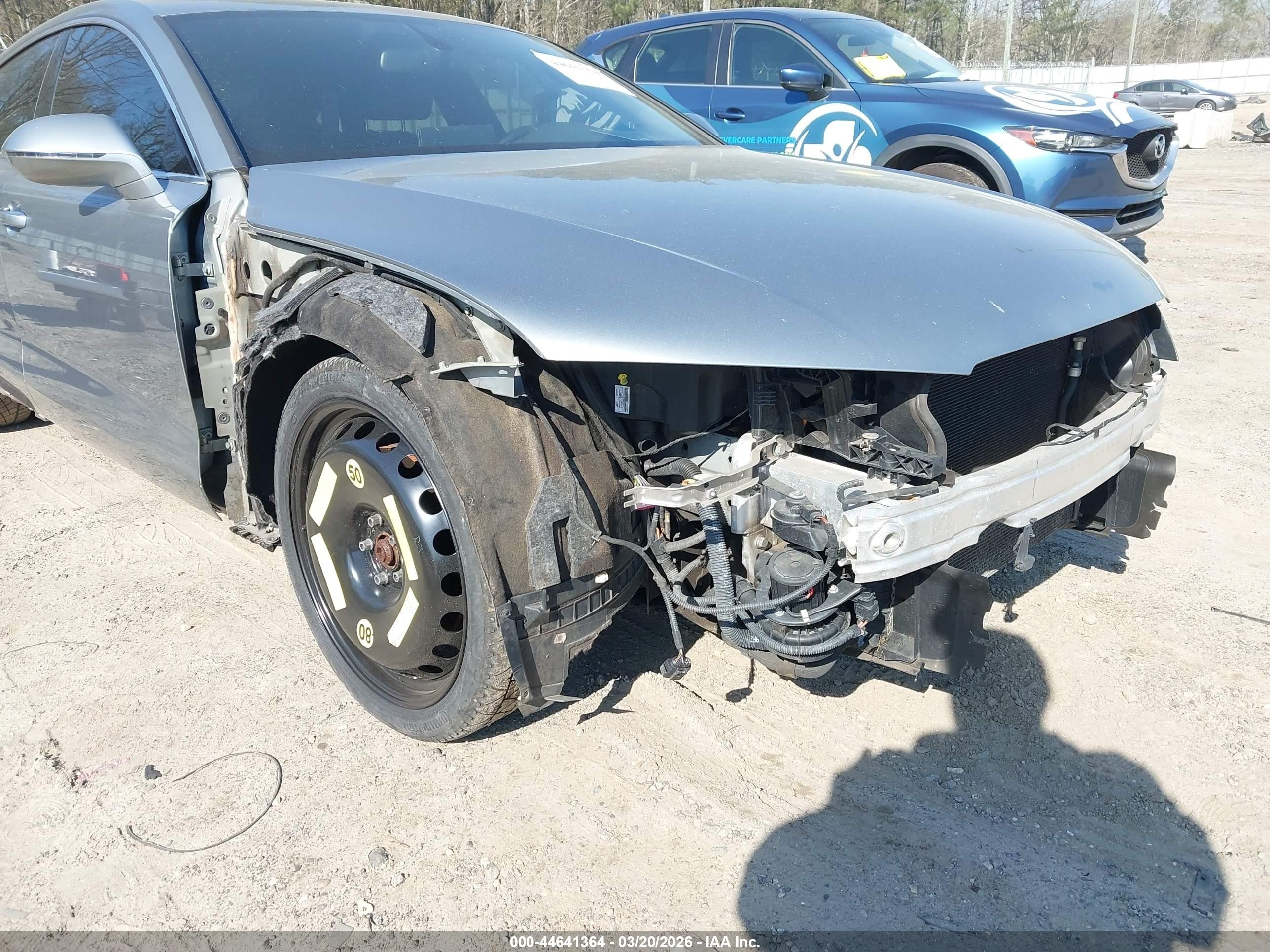 2013 Audi A7 3.0t Premium Серебряный vin: WAU2GAFC6DN112304