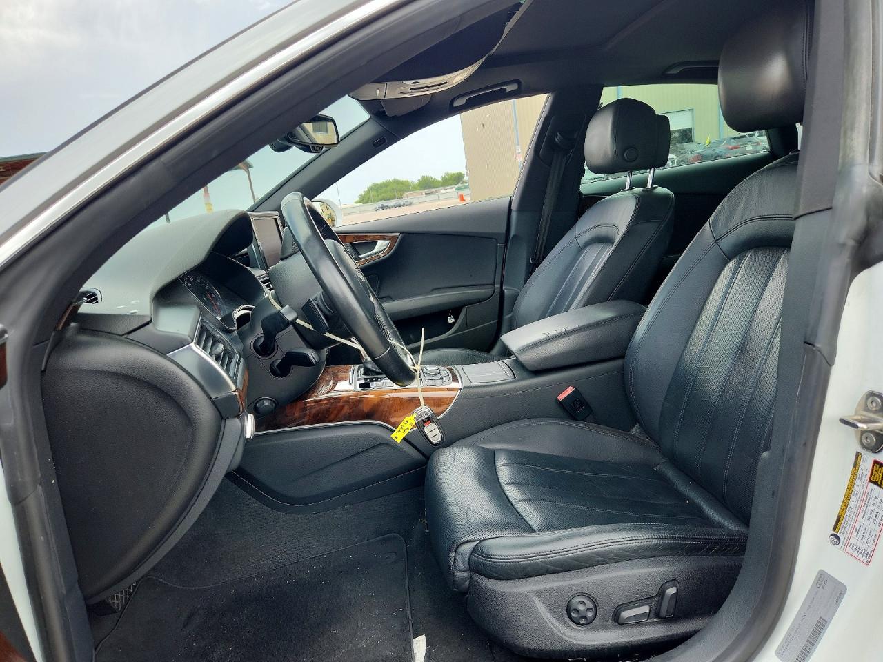 2012 Audi A7 Prestige White vin: WAU2GAFC7CN098413