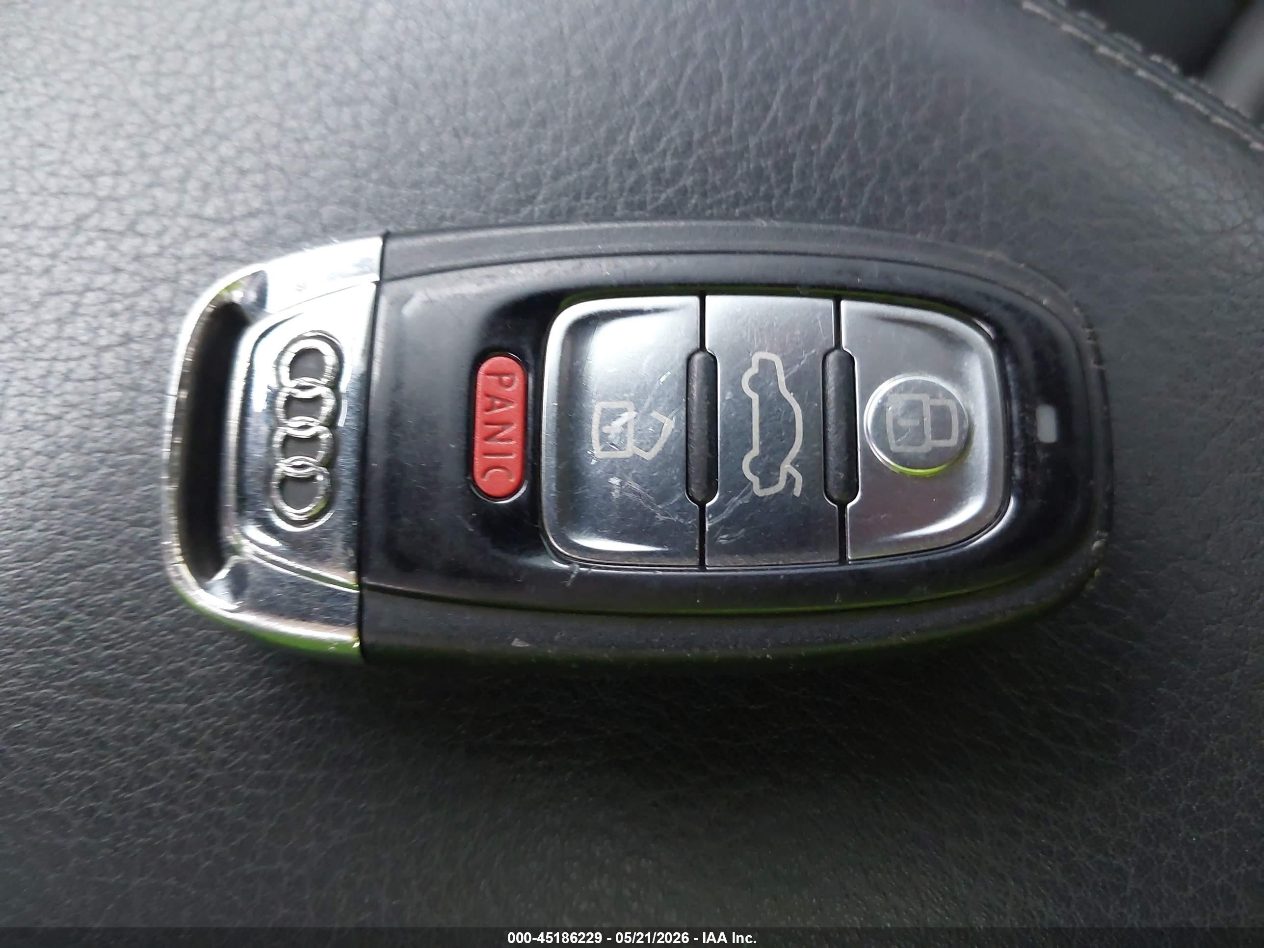 2013 Audi A7 3.0t Premium Белый vin: WAU2GAFC7DN081855