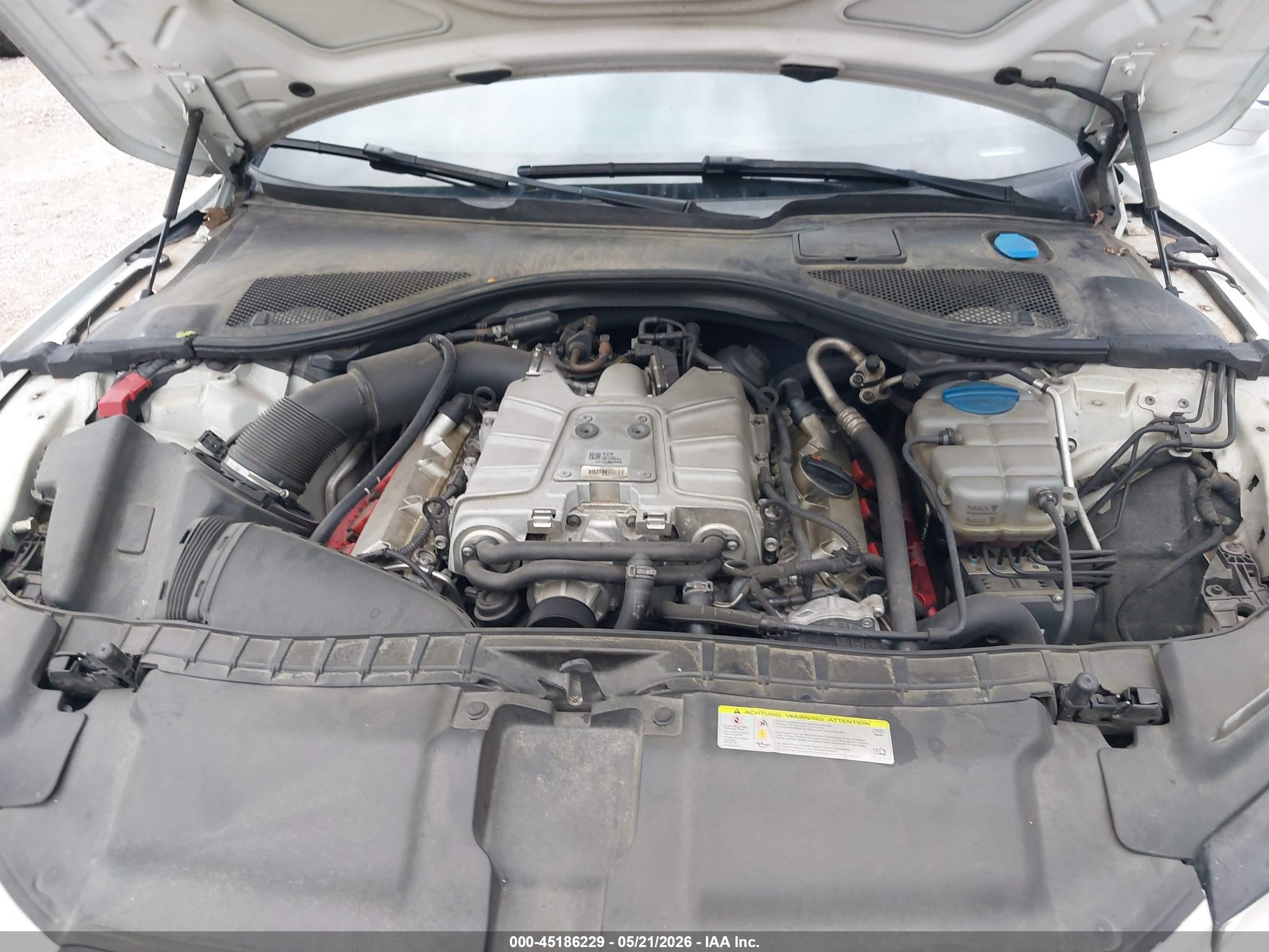 2013 Audi A7 3.0t Premium Белый vin: WAU2GAFC7DN081855
