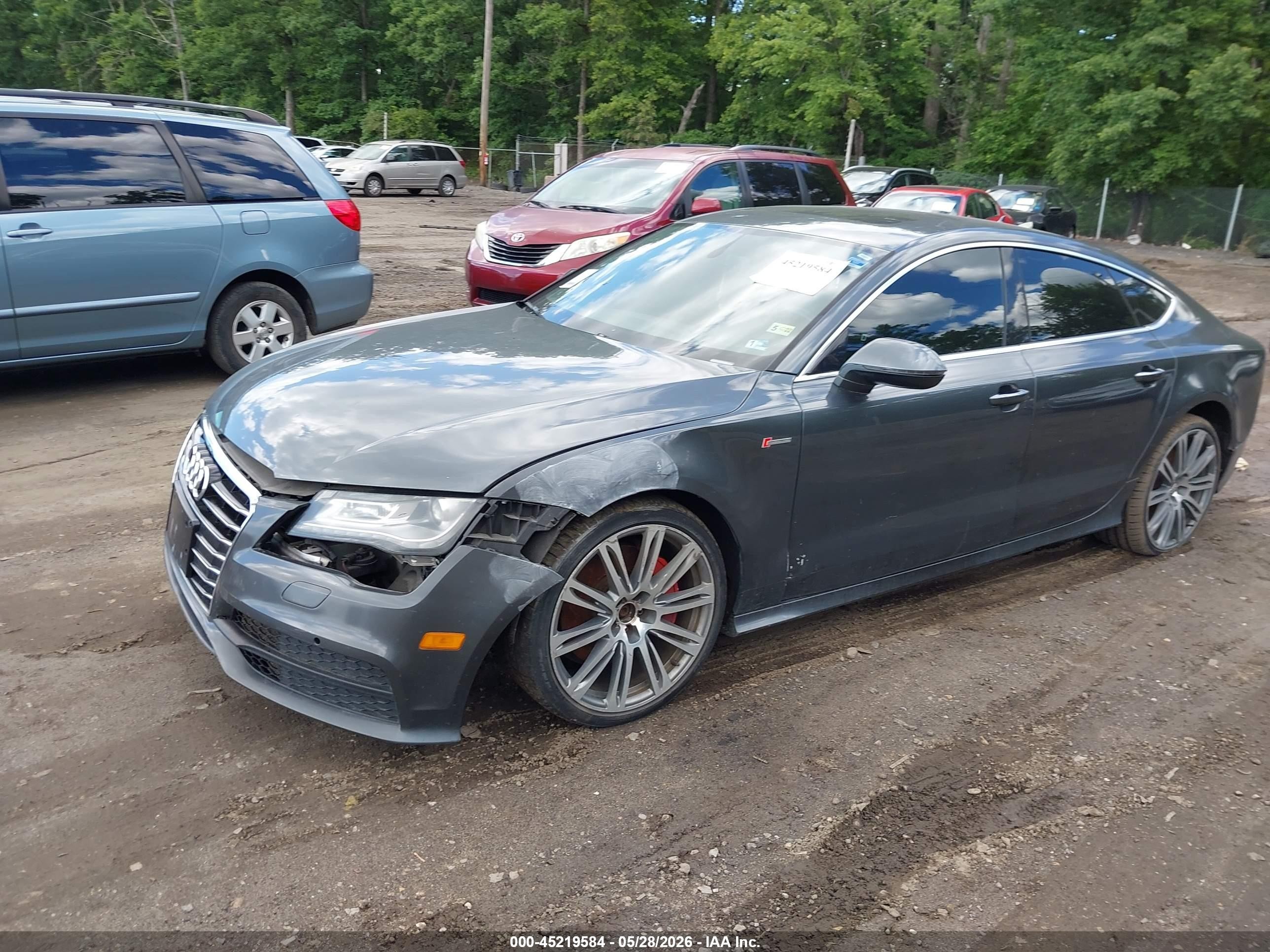 2013 Audi A7 3.0t Premium Серый vin: WAU2GAFC7DN114336