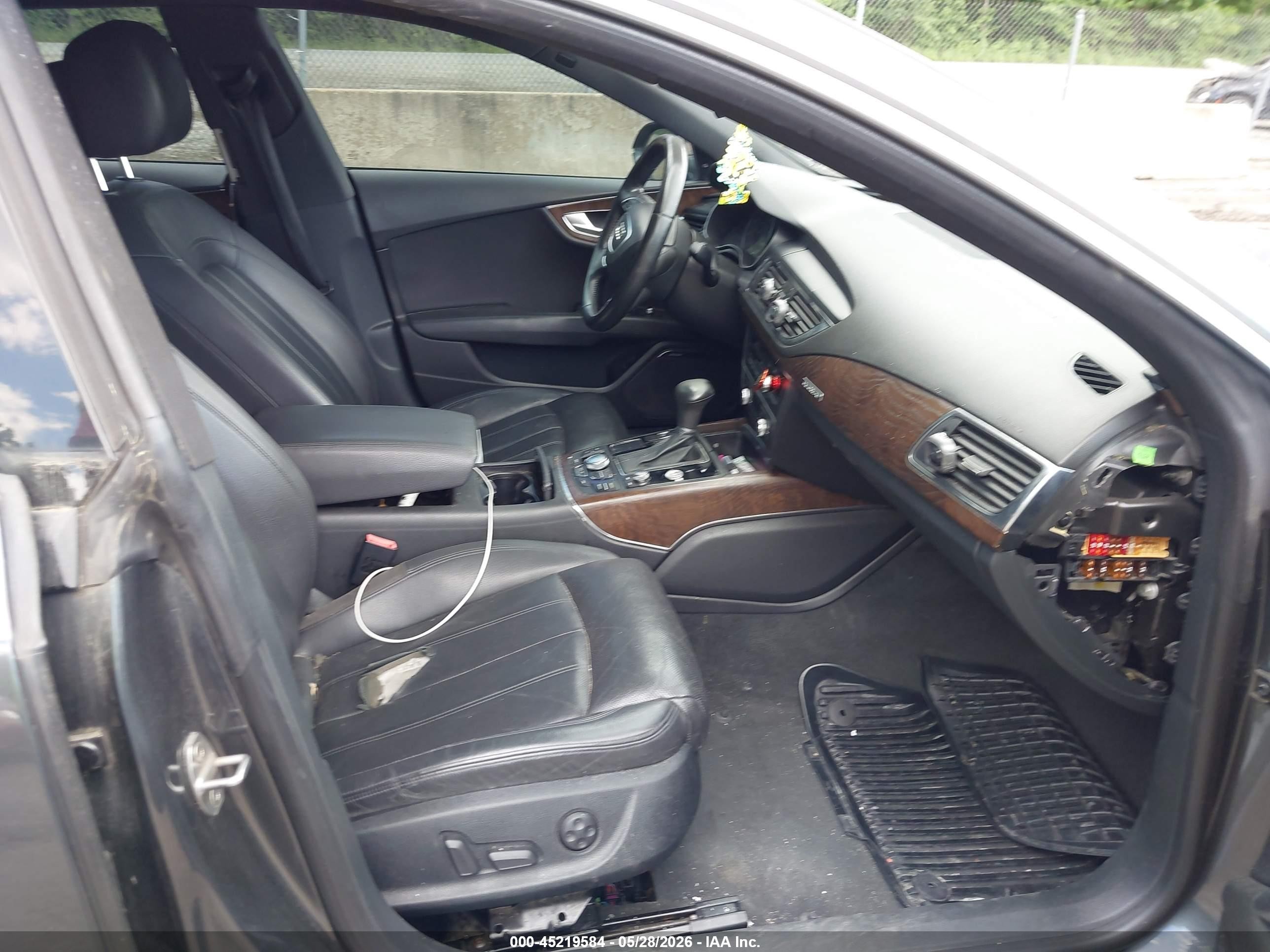 2013 Audi A7 3.0t Premium Серый vin: WAU2GAFC7DN114336