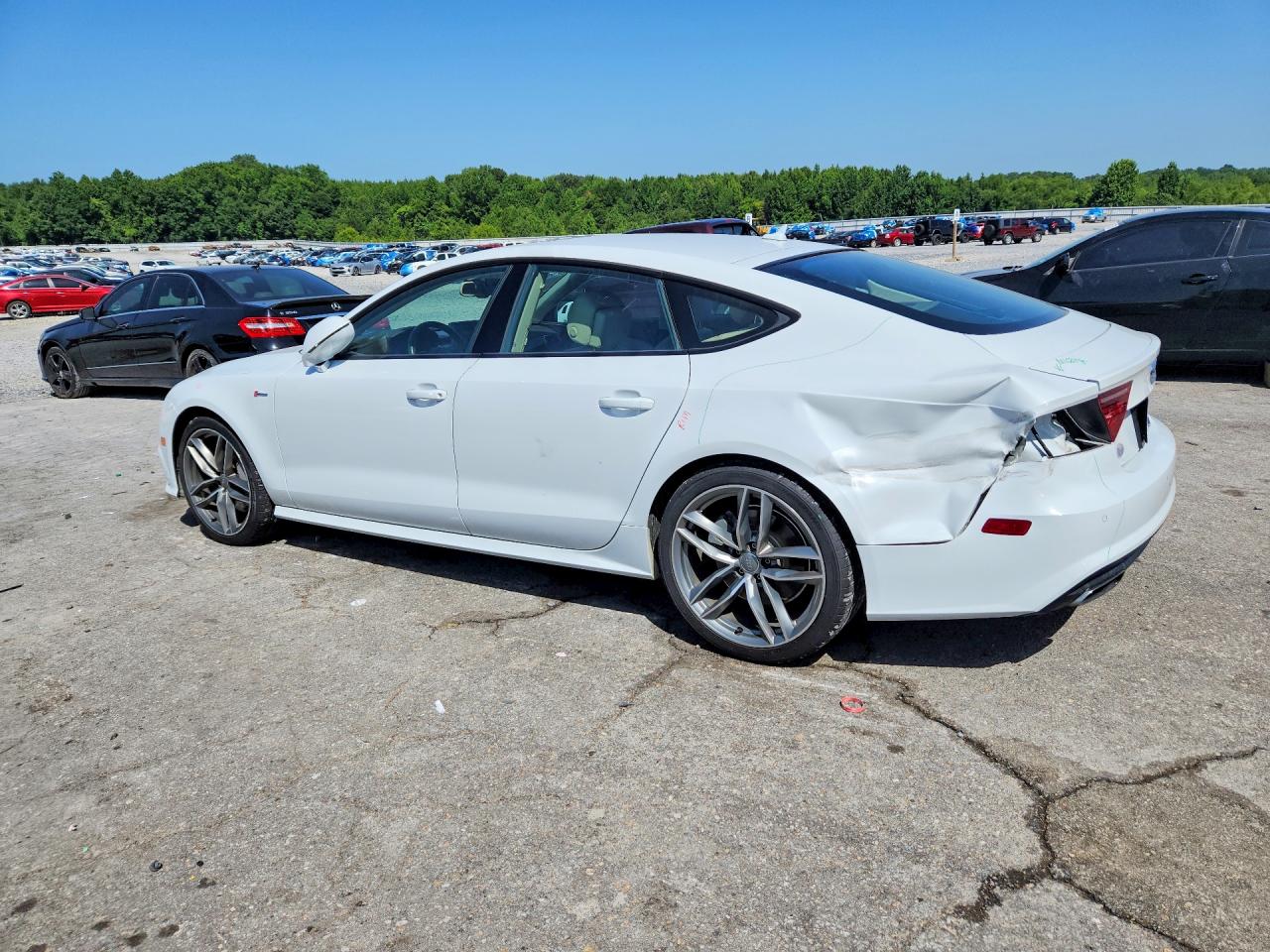 2016 Audi A7 Prestige White vin: WAU2GAFC7GN111196