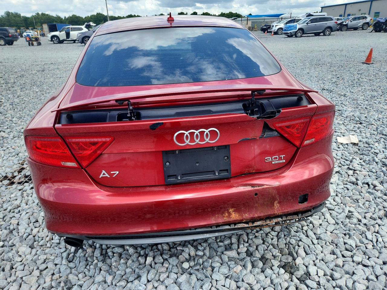 2013 Audi A7 Prestige Burgundy vin: WAU2GAFC8DN054003