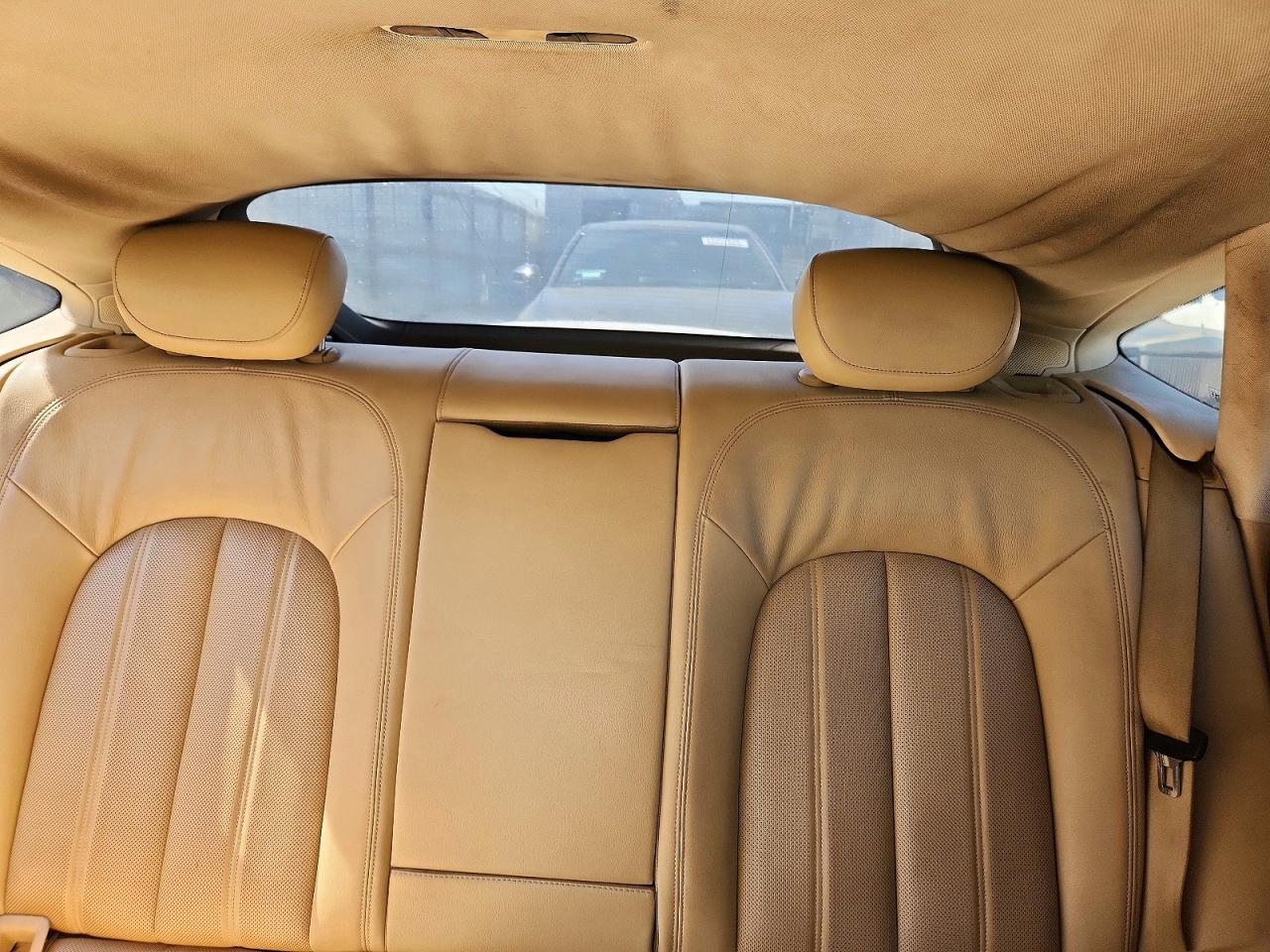 2012 Audi A7 Prestige Белый vin: WAU2GAFC9CN080284